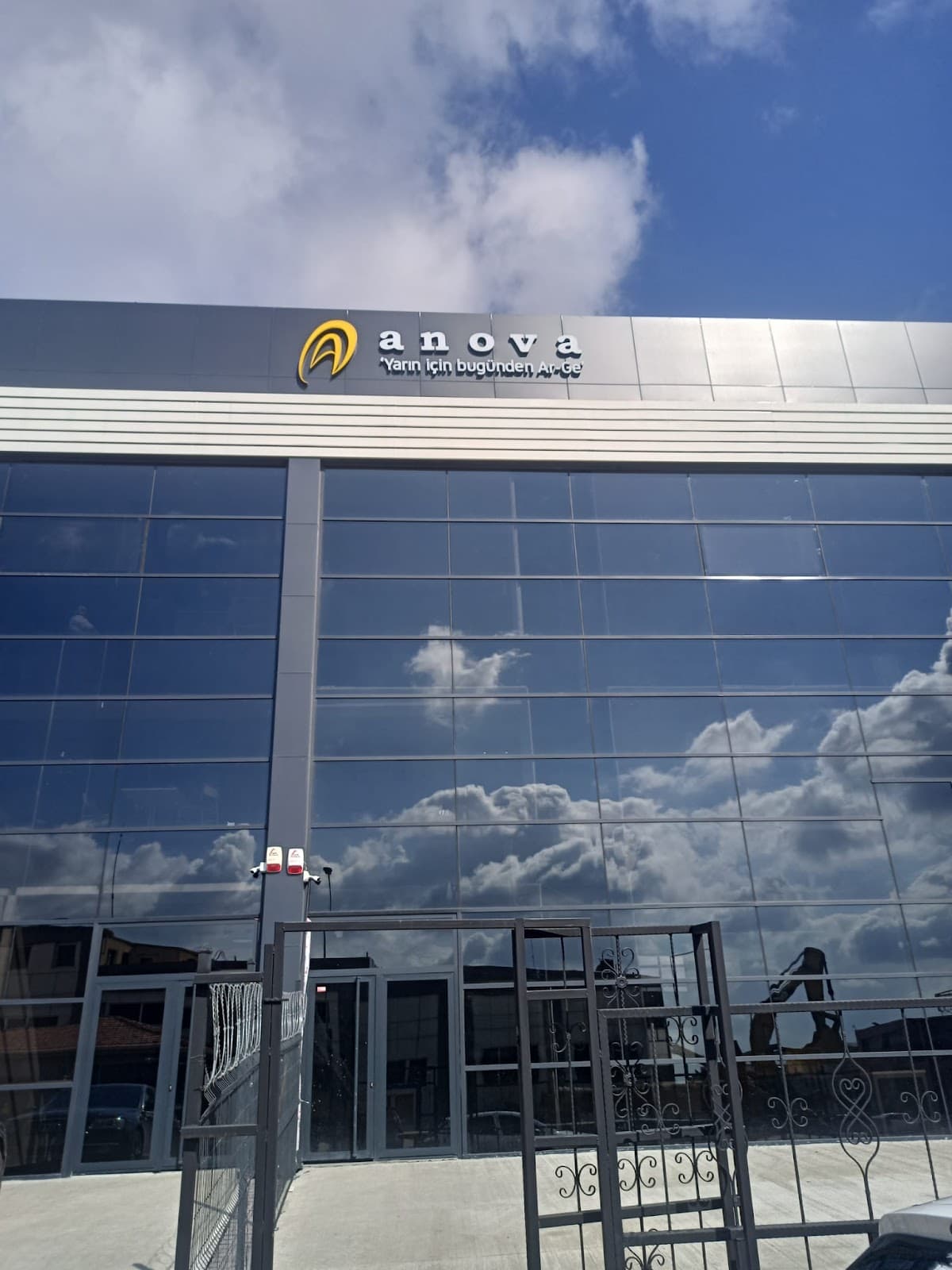 Anova Ar-Ge - Entegrasyon Merkezi — OSTİM, Ankara Hazır Ofis