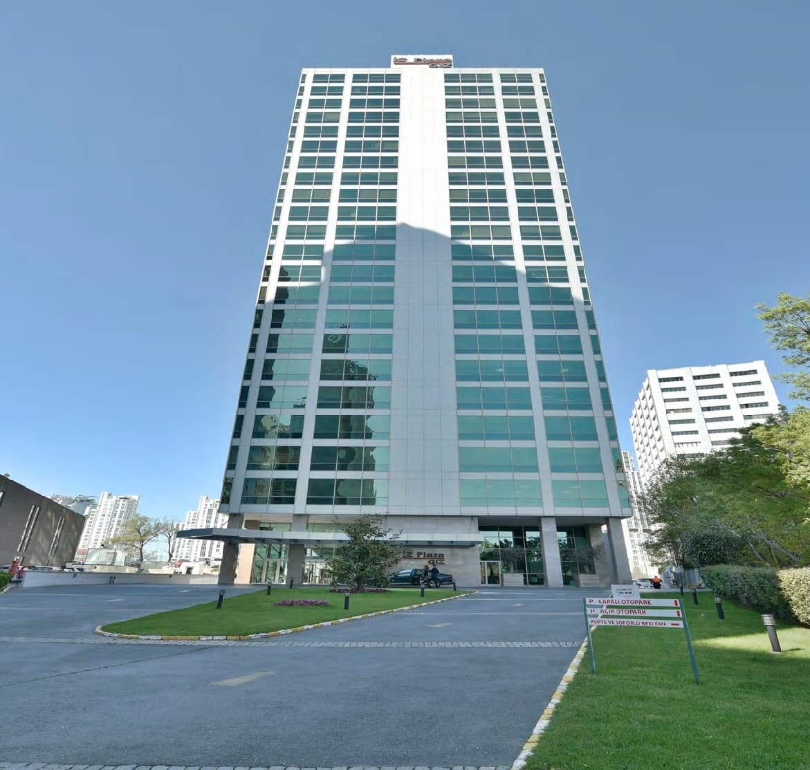 Plaza Cubes | Maslak İz Plaza Giz | Hazır & Sanal & Kiralık Ofis — Maslak, İstanbul Plaza Ofis fotoğraf 5
