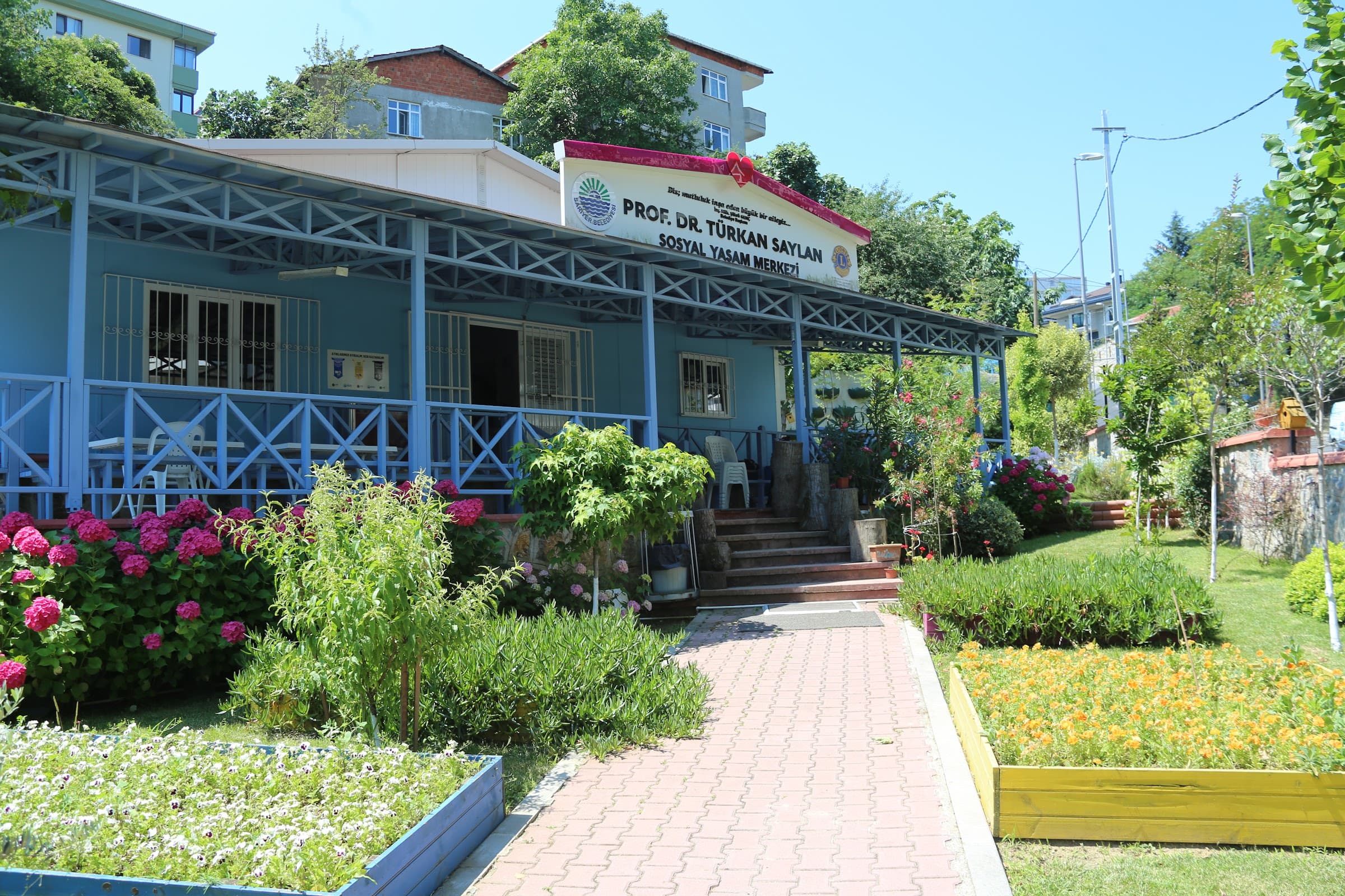 Prof dr Türkan Saylan sosyal yaşam merkezi — Sarıyer, İstanbul Hazır Ofis
