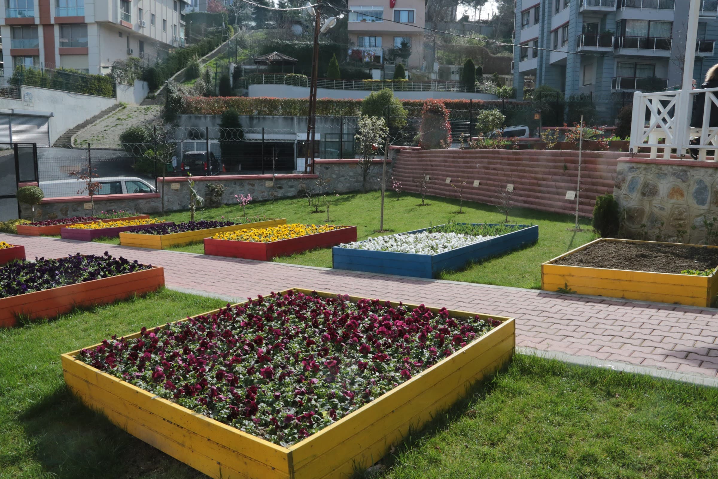 Prof dr Türkan Saylan sosyal yaşam merkezi — Sarıyer, İstanbul Hazır Ofis fotoğraf 3