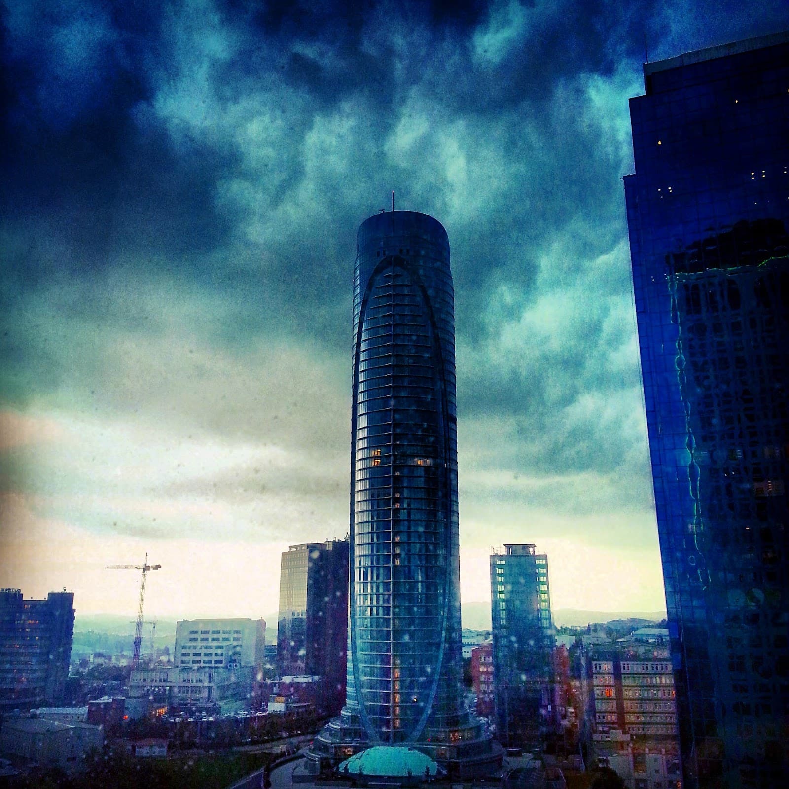Plaza Cubes | Sun Plaza Maslak | Hazır & Sanal & Kiralık Ofis — Maslak, İstanbul Plaza Ofis fotoğraf 5