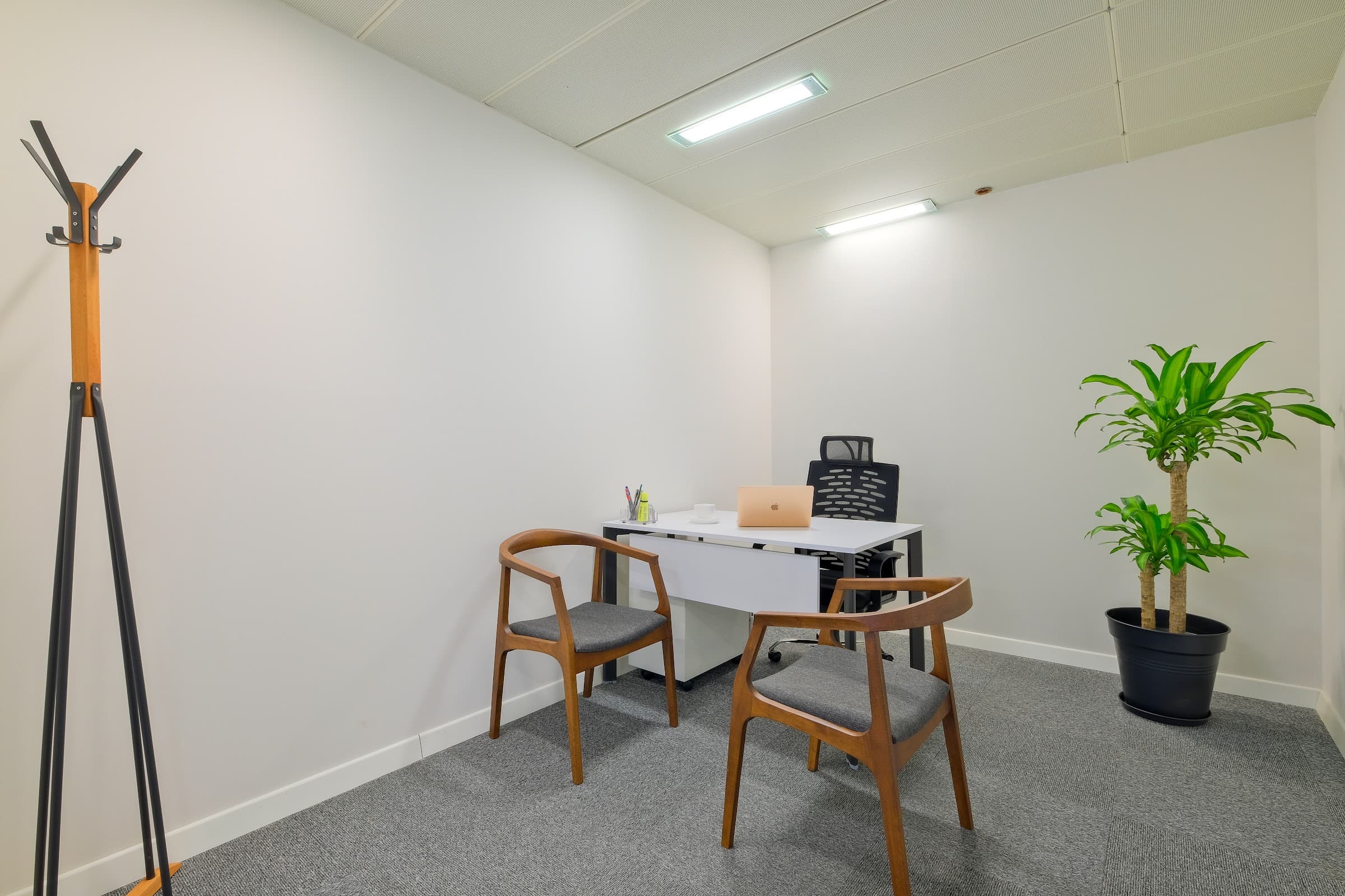 Business93 | Şişli - Arya Plaza — Şişli, İstanbul Plaza Ofis fotoğraf 4