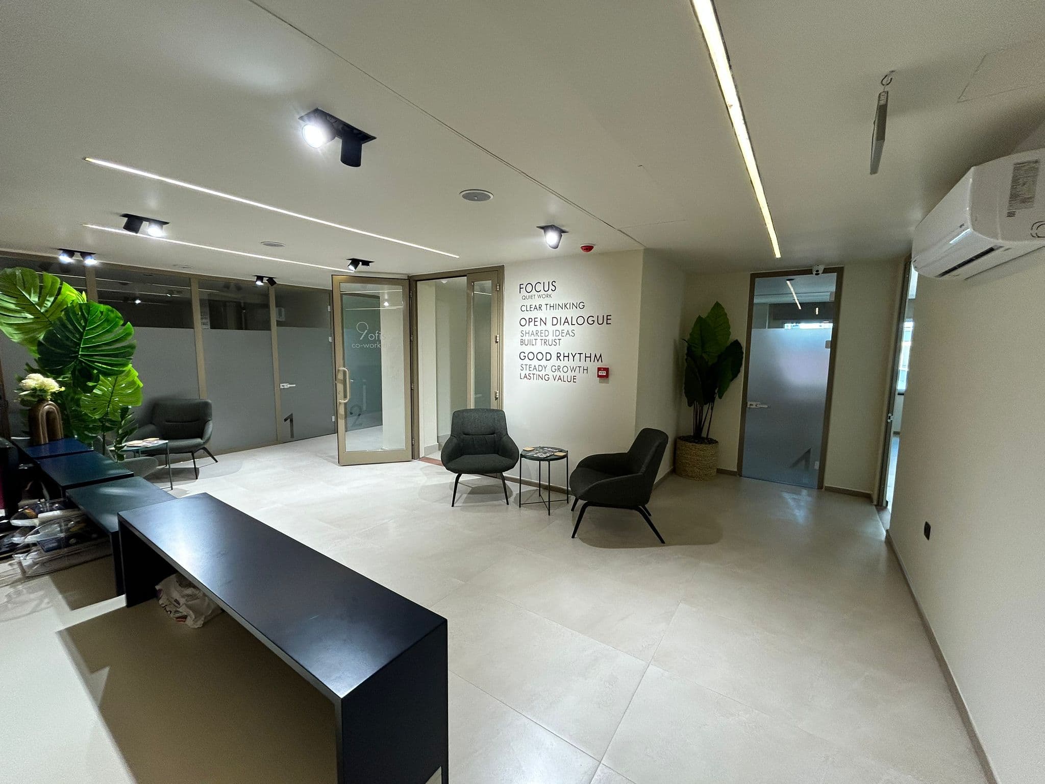 9 Ofis — Çukurova, Adana Hazır Ofis fotoğraf 2