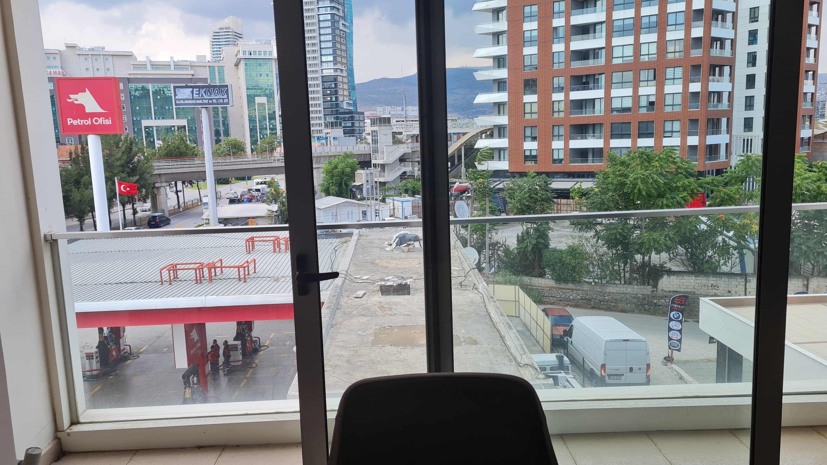 Gümüş Plaza Optimus — Bornova, İzmir Plaza Ofis fotoğraf 3
