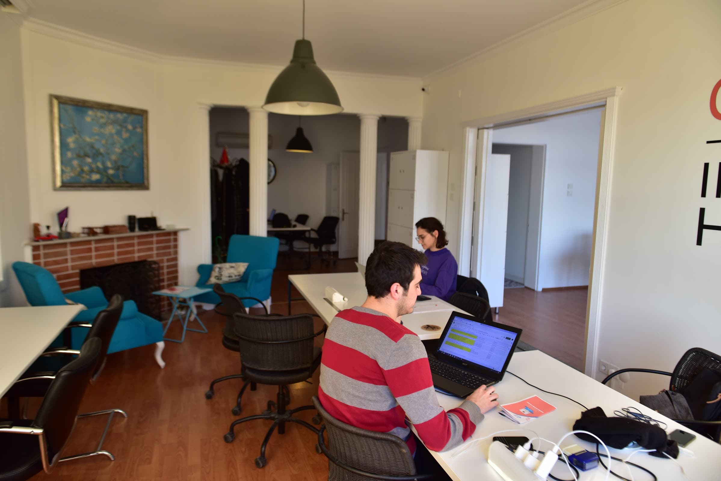 Lokasyon Coworking ve Sanal Ofis (Karşıyaka) — Karşıyaka, İzmir Sanal Ofis fotoğraf 3