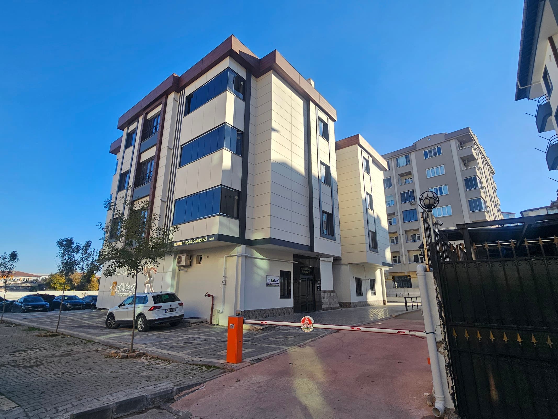 DEĞİRMİÇEM İŞ MERKEZİ — Şehitkamil, Gaziantep Hazır Ofis