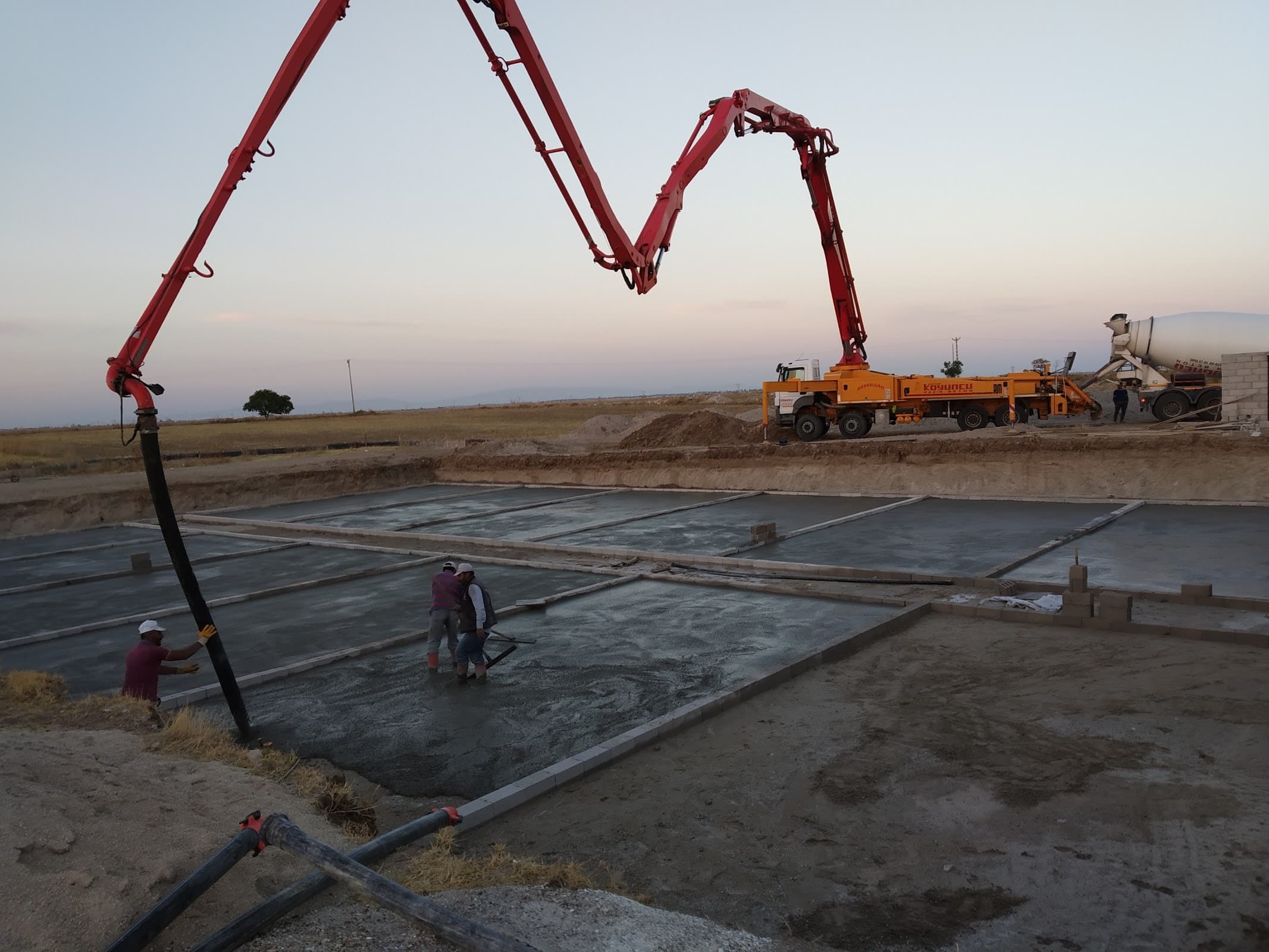 Acetler Koyuncu Grup - Hazır Beton - Beton Elemanları — Meram, Konya Hazır Ofis fotoğraf 2