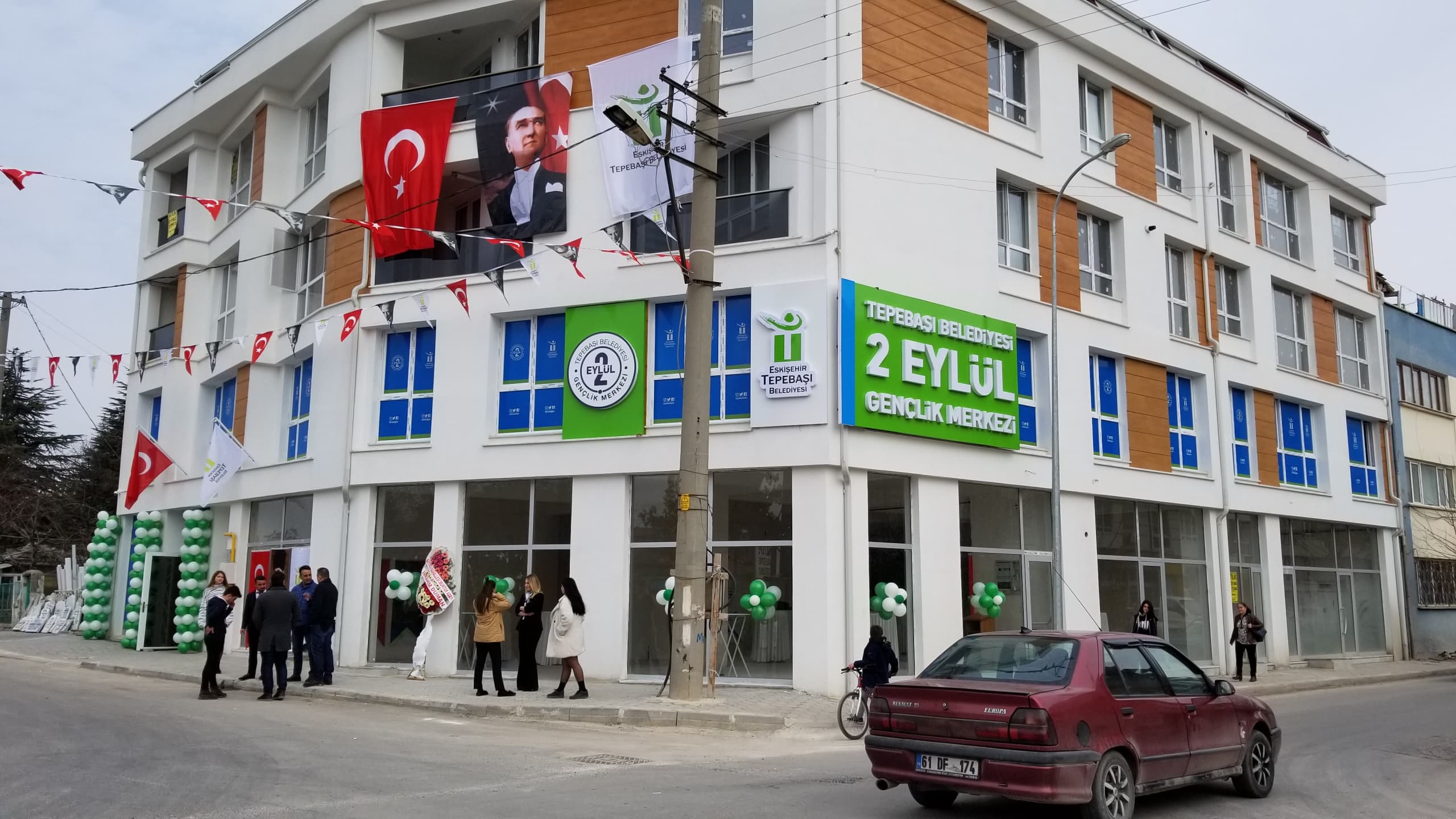 2 Eylül Gençlik Merkezi — Tepebaşı, Eskişehir Hazır Ofis