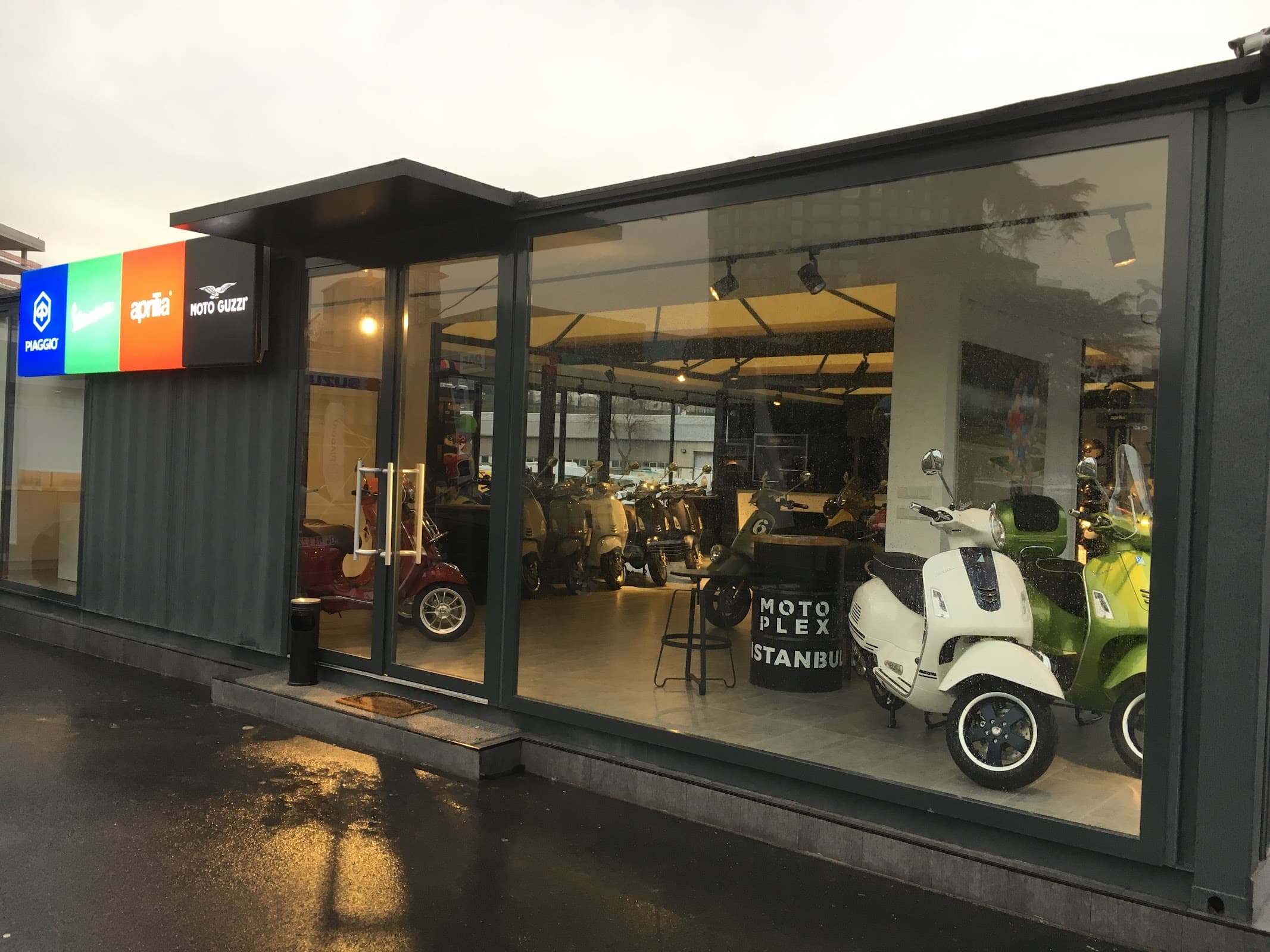 Motoplex İstanbul — Kadıköy, İstanbul Hazır Ofis fotoğraf 2