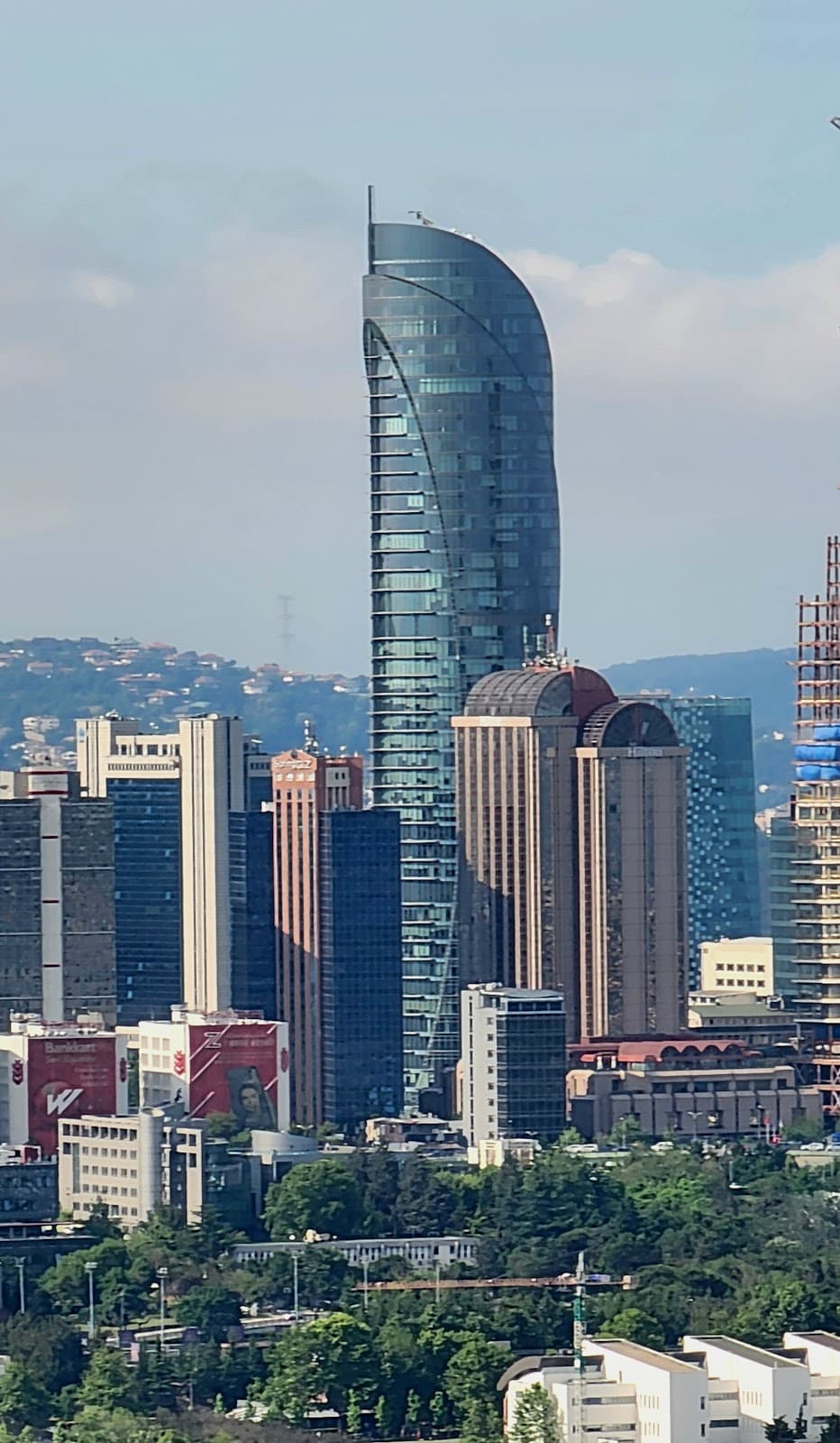 Spine Tower — Sarıyer, İstanbul Plaza Ofis fotoğraf 3