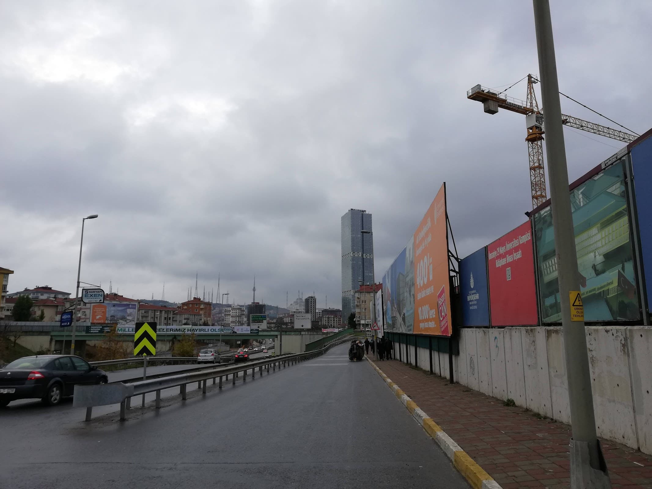 Sur Yapi Exen Istanbul Residance F BLOK KULE — Ümraniye, İstanbul Plaza Ofis fotoğraf 4