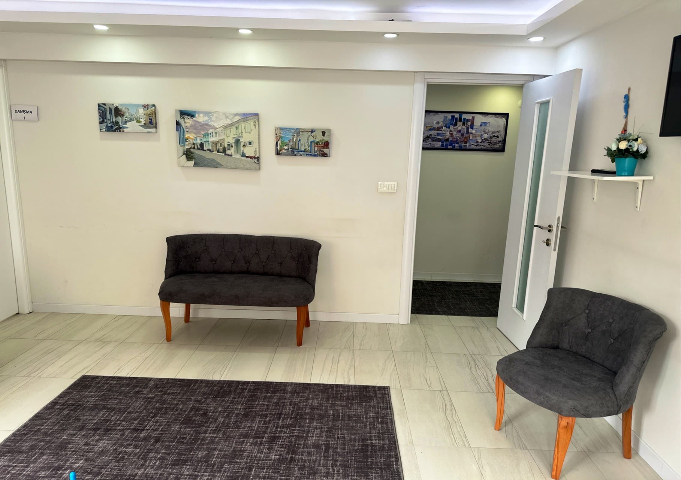 ZEN Rehberlik Ve Danışmanlık Merkezi — Karşıyaka, İzmir Hazır Ofis fotoğraf 3