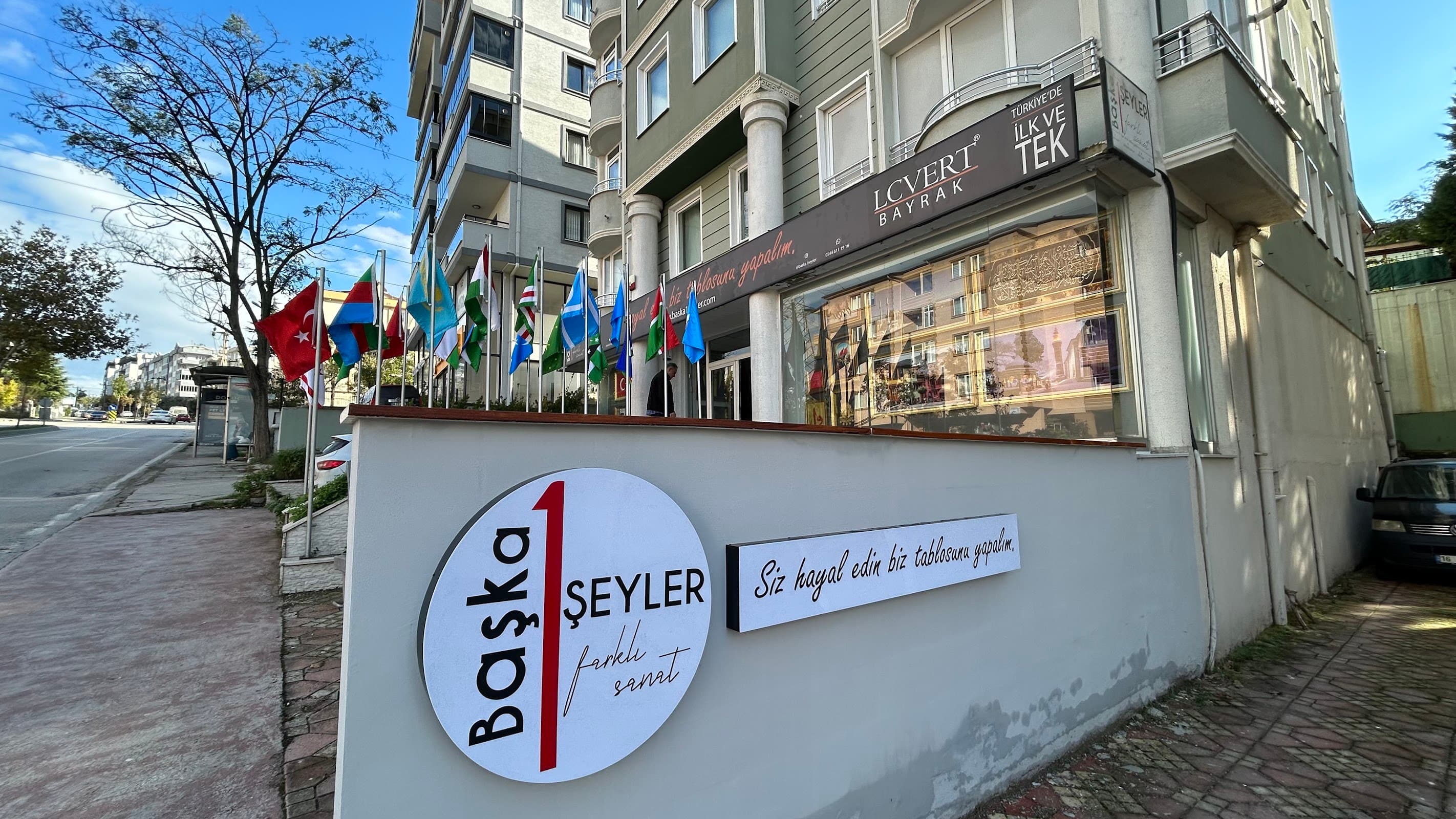Lcvert Bayrak-Başka1Şeyler — Nilüfer, Bursa Hazır Ofis