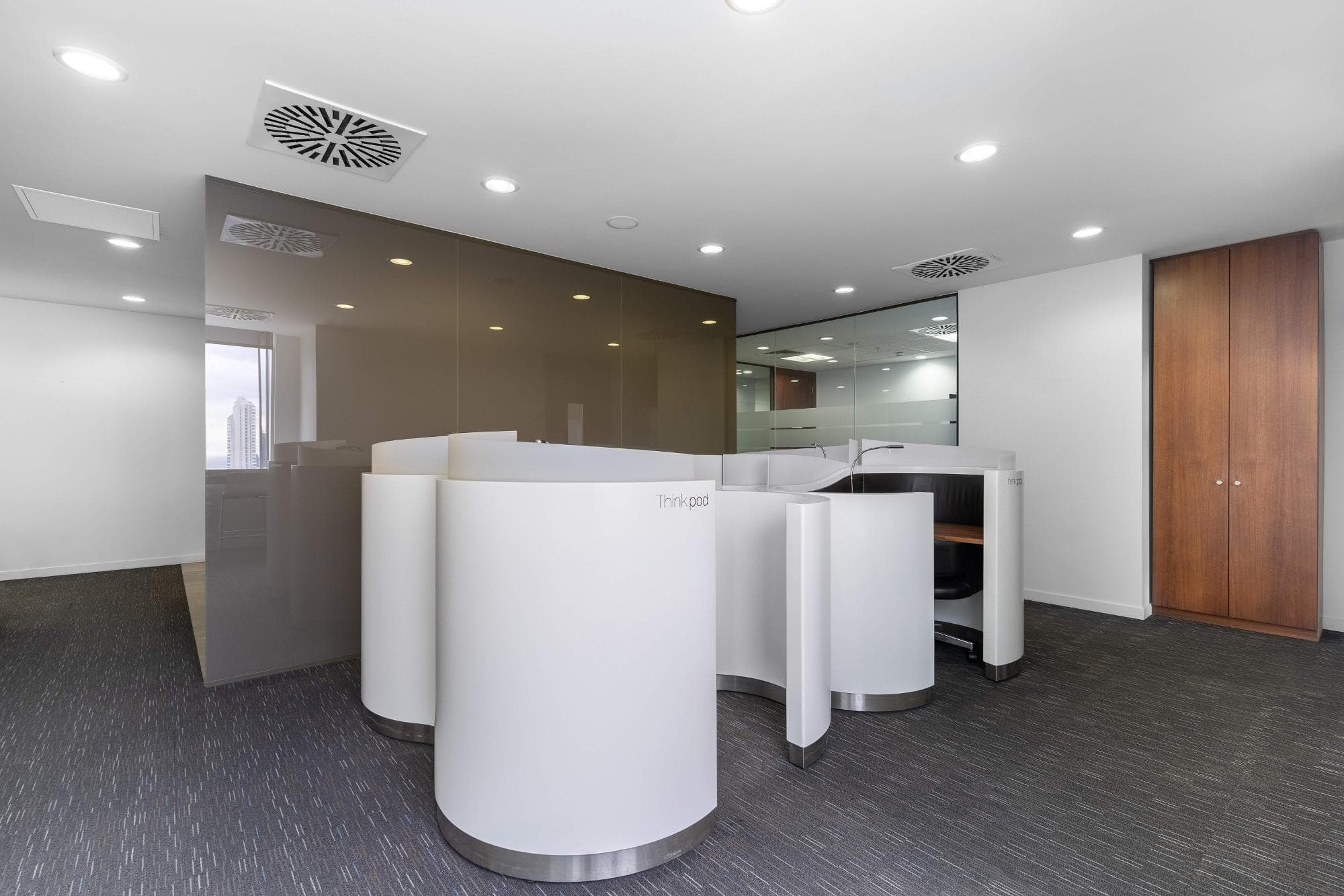 Regus - Istanbul, Trump Towers — Şişli, İstanbul Plaza Ofis fotoğraf 3