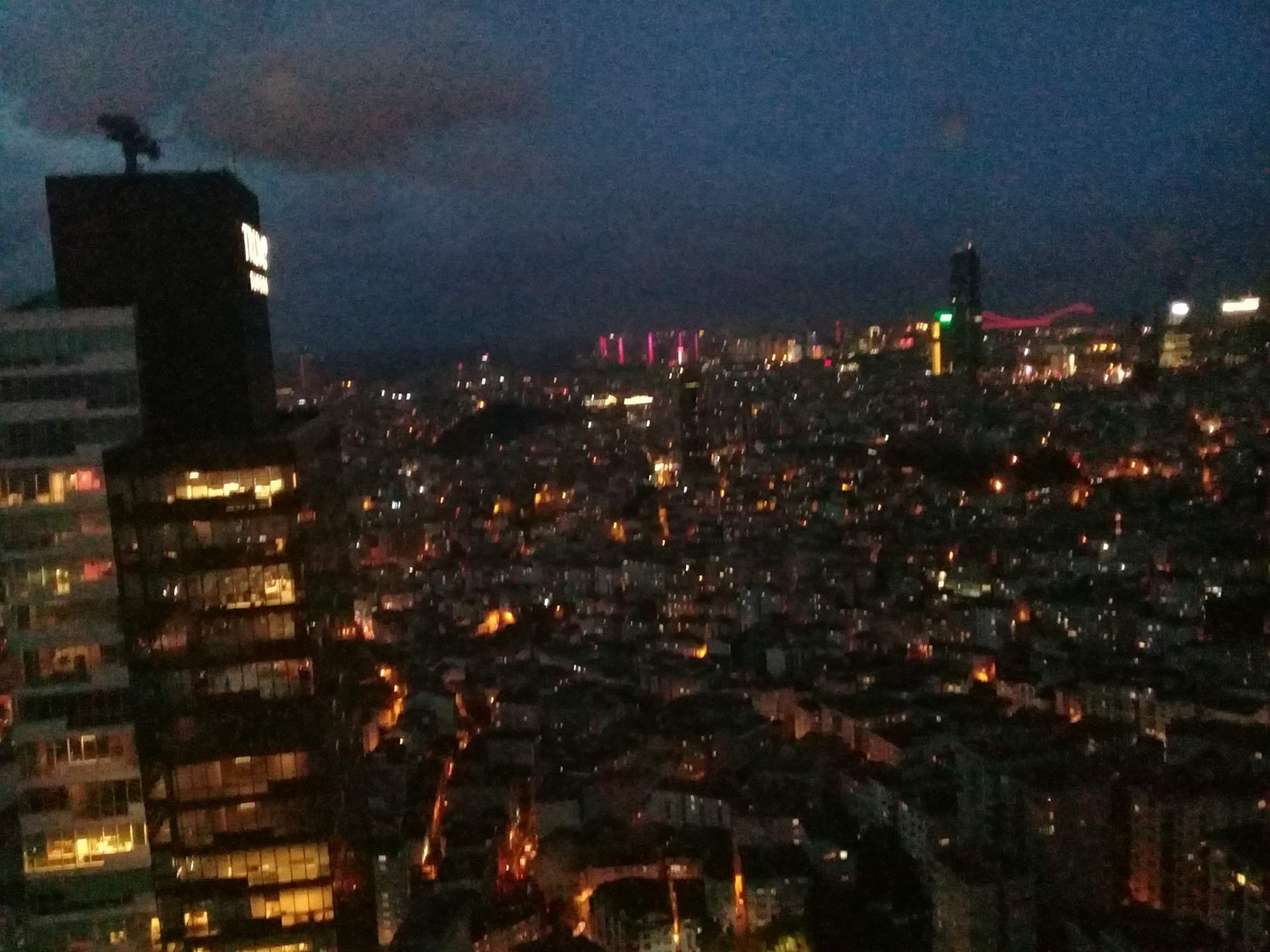 Regus - Istanbul, Trump Towers — Şişli, İstanbul Plaza Ofis fotoğraf 5