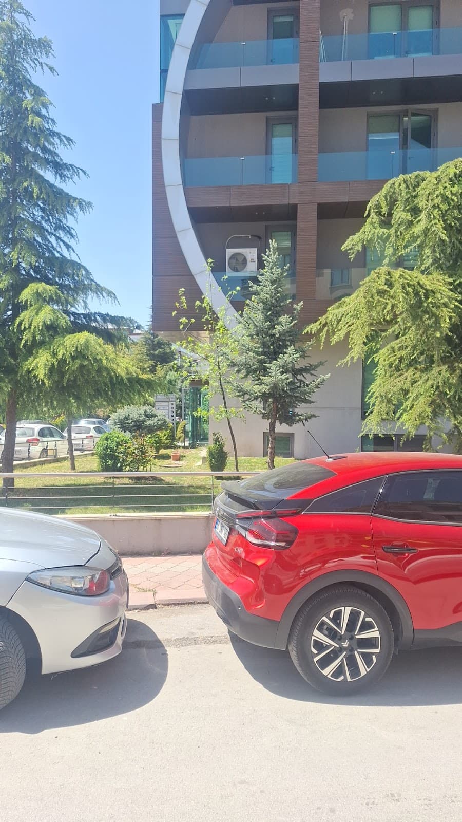Gökcen 2 İş Merkezi — Eskişehir Yolu, Ankara Hazır Ofis