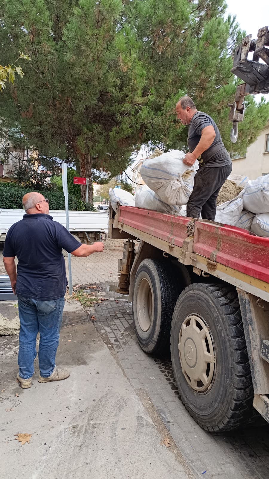 UYGUNLAR VİNÇ — Yıldırım, Bursa Hazır Ofis fotoğraf 3