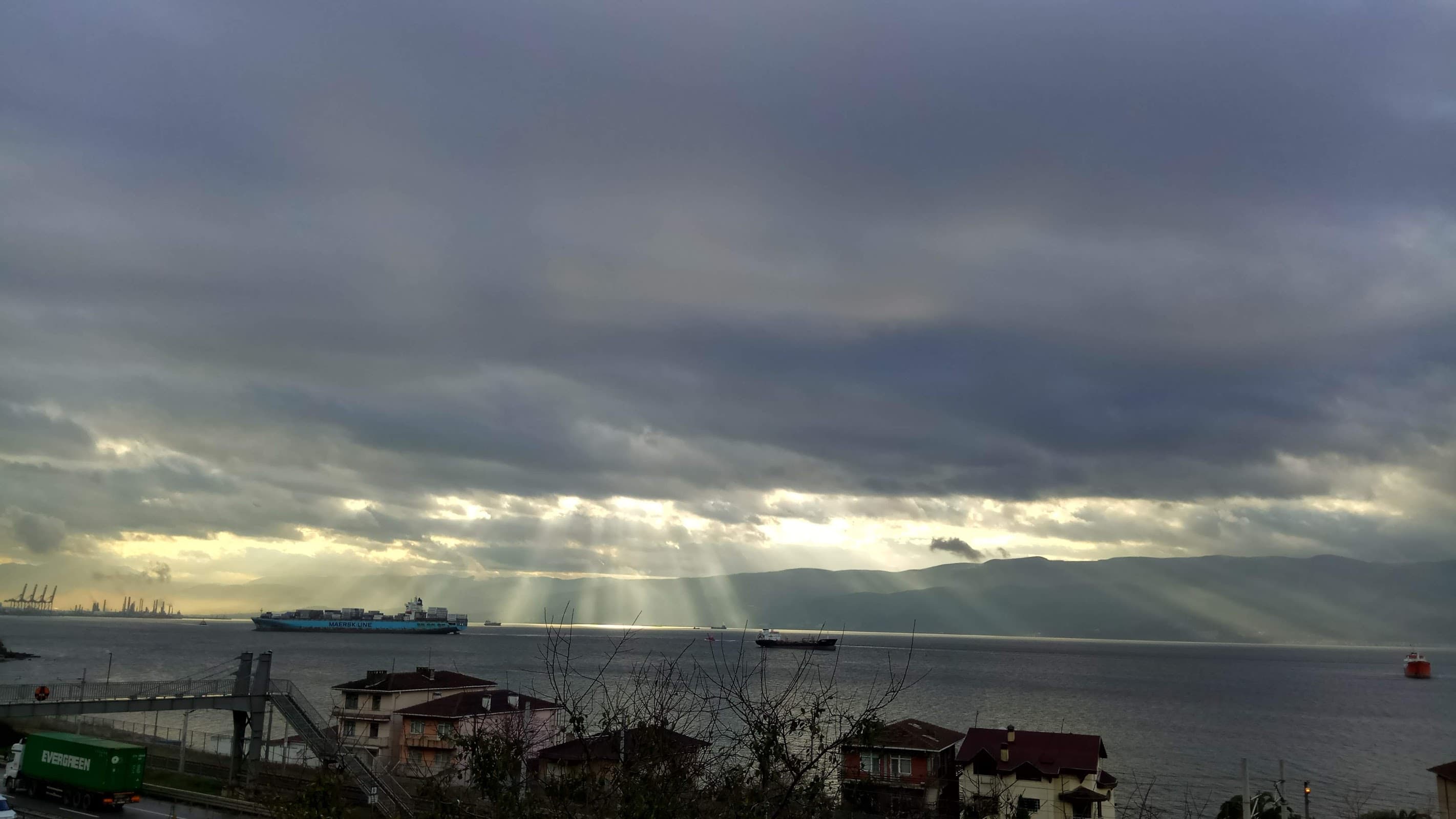 TURKCELL İZMİT PLAZA — İzmit, Kocaeli Plaza Ofis fotoğraf 3