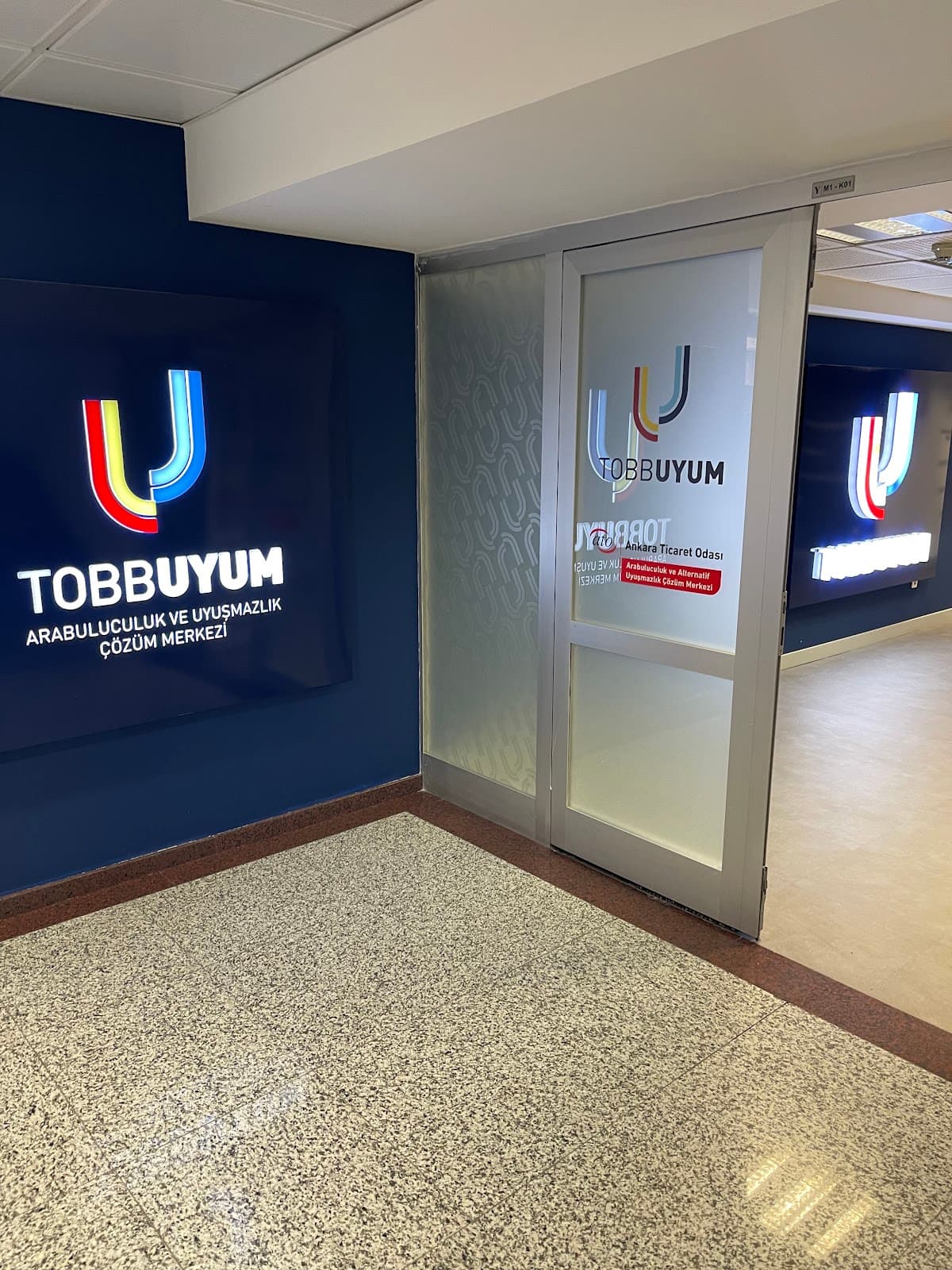 TOBB SOSYAL TESİSLER - İkiz Kuleler - G4 Kapısı — Eskişehir Yolu, Ankara Plaza Ofis fotoğraf 3