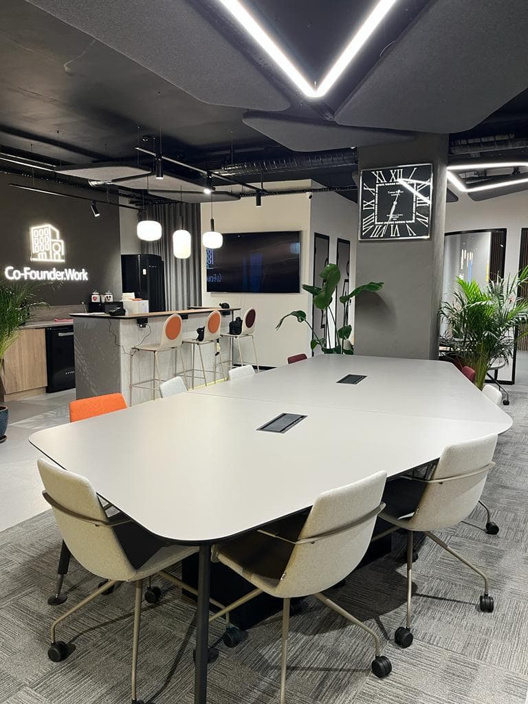 Synergia Digital Hub Coworking and Business Services — Sarıyer, İstanbul Coworking