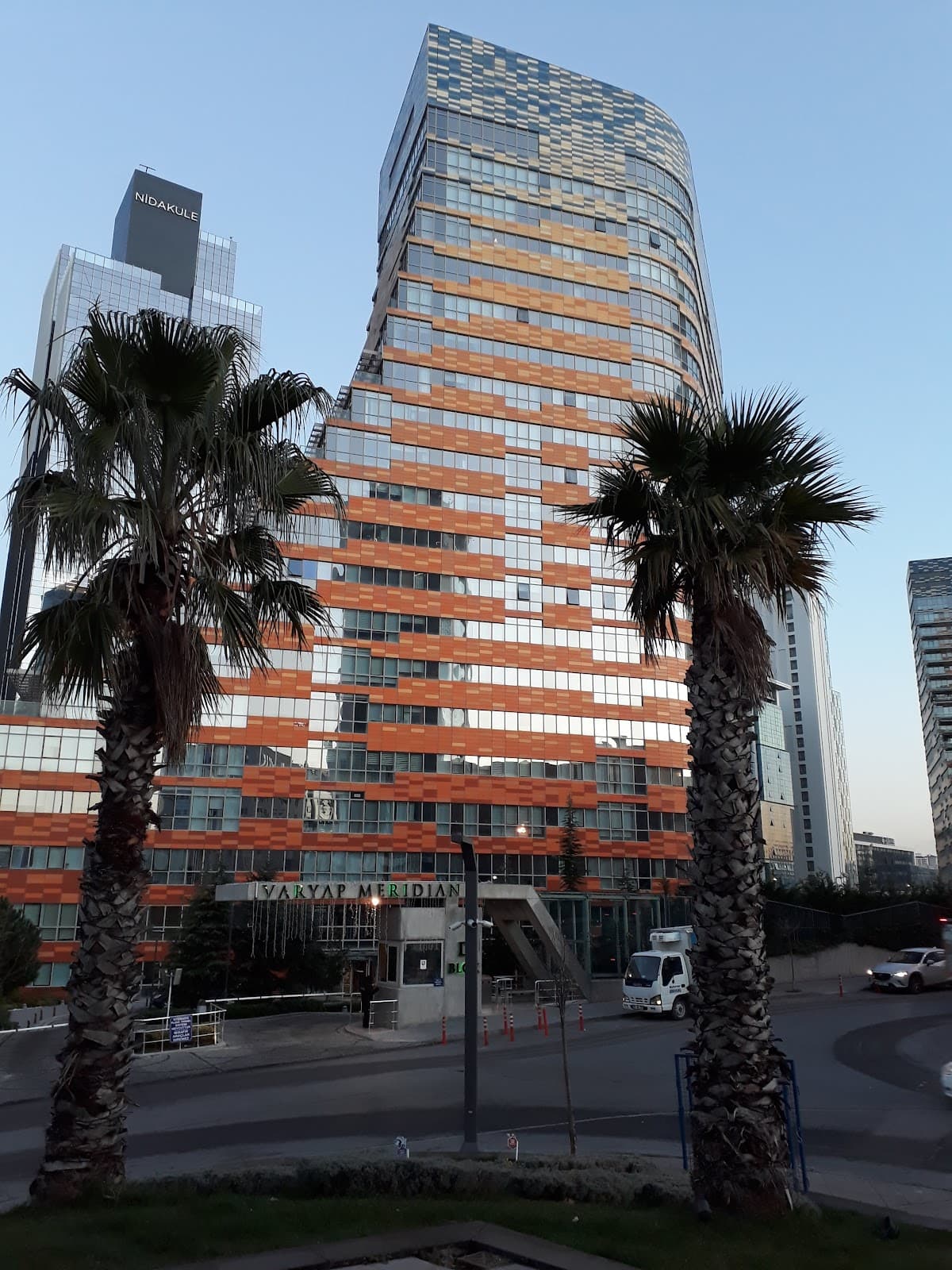 Varyap Meridian — Ataşehir, İstanbul Hazır Ofis fotoğraf 2