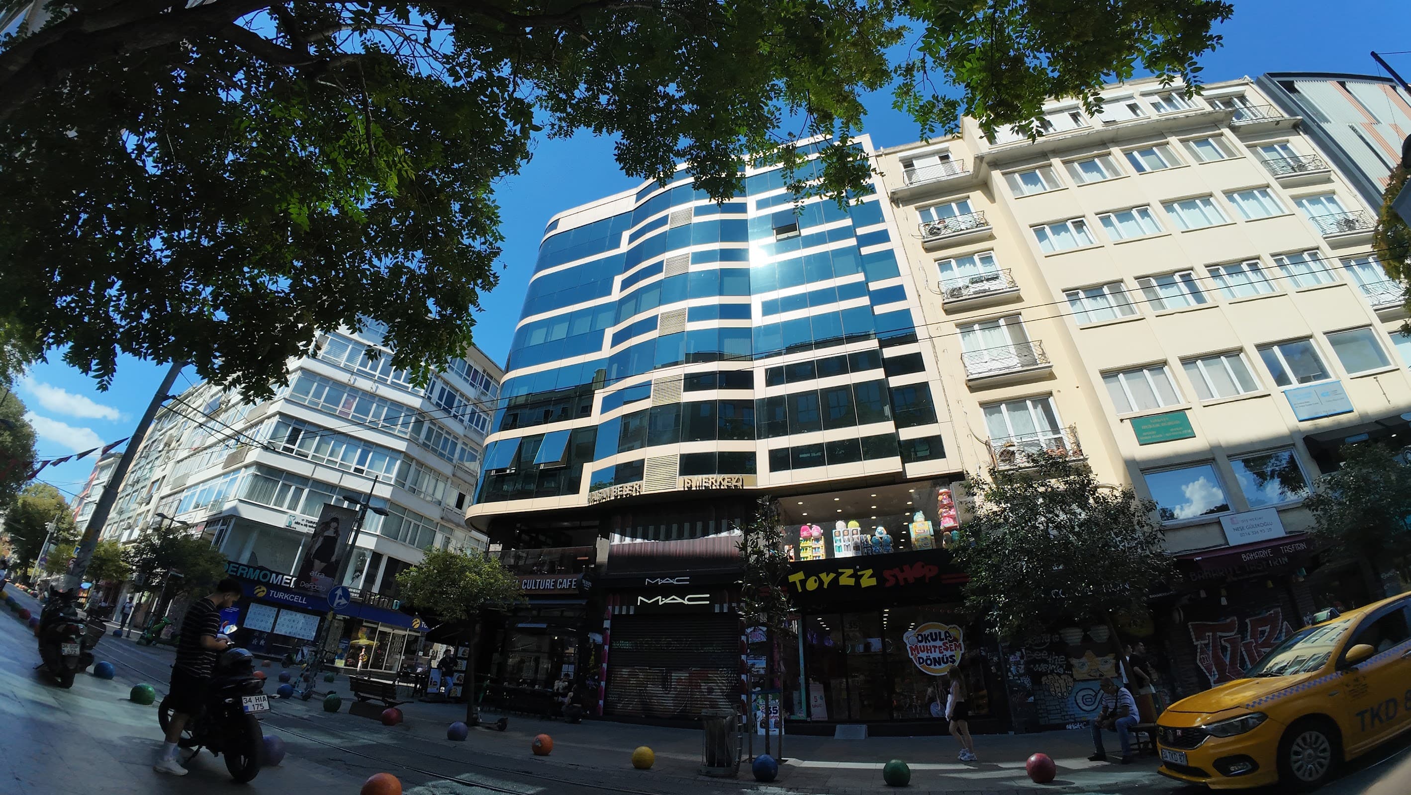 Hasan Beşer İş Merkezi — Kadıköy, İstanbul Hazır Ofis