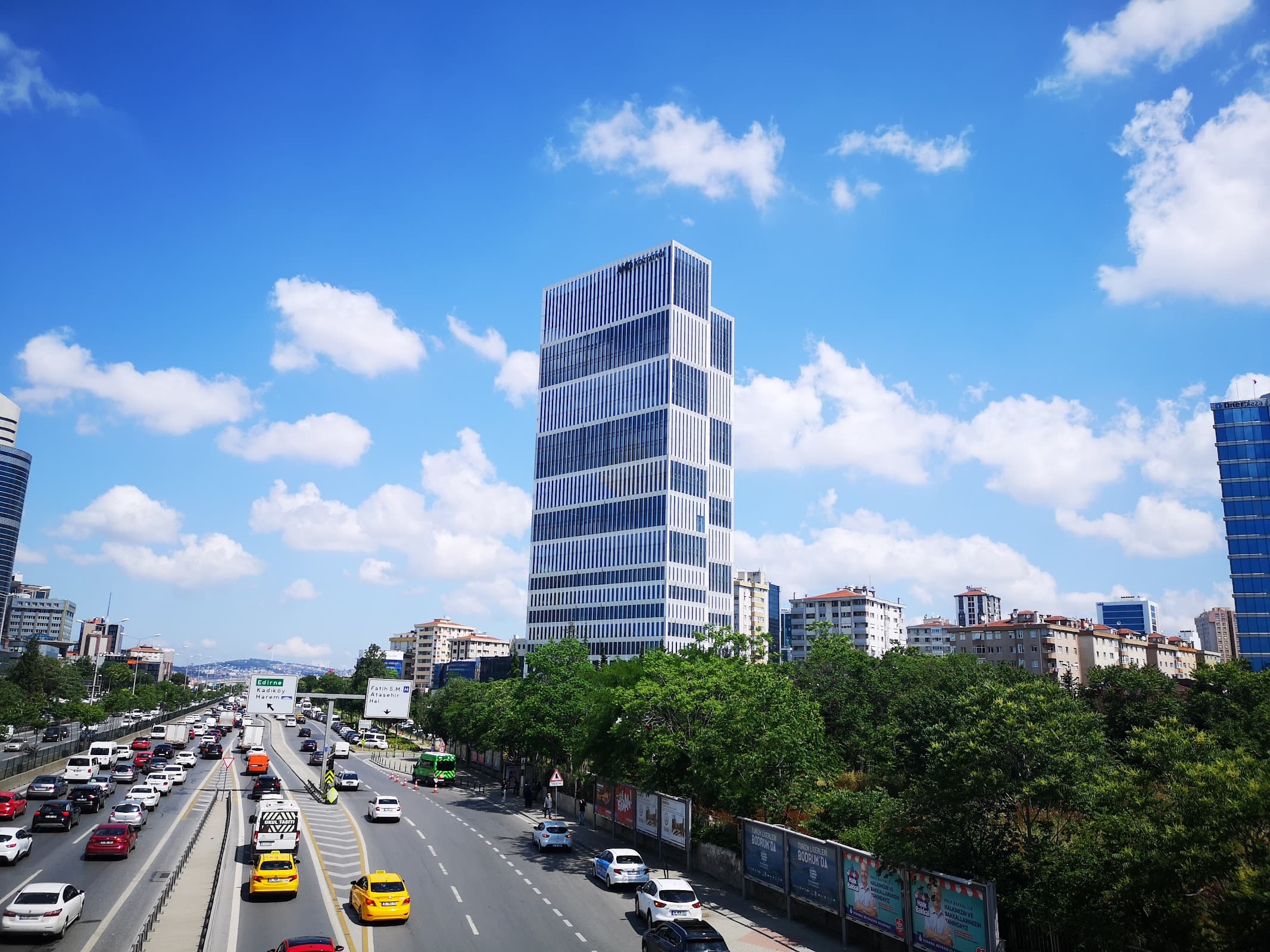 Plaza Cubes | Quick Tower Kozyatağı | Hazır & Sanal & Kiralık Ofis — Kozyatağı, İstanbul Plaza Ofis fotoğraf 4
