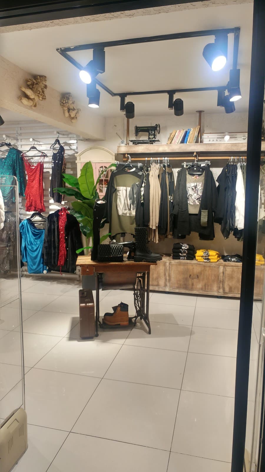 Mertoğlu İş Merkezi — Karşıyaka, İzmir Hazır Ofis fotoğraf 5