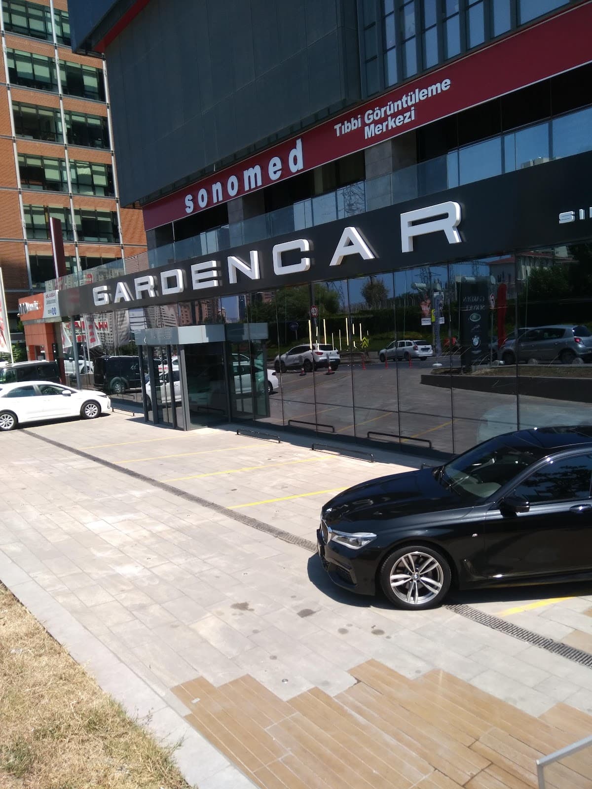 Ulugöl plaza — Ataşehir, İstanbul Plaza Ofis fotoğraf 2