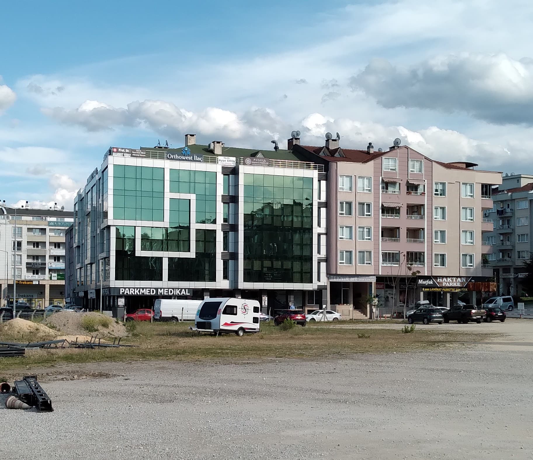 KOMKURT PLAZA — Nilüfer, Bursa Plaza Ofis fotoğraf 3