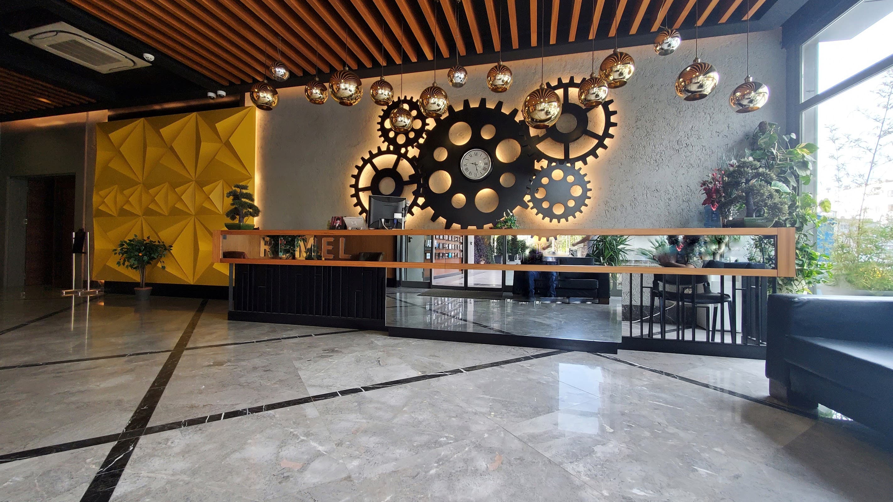 REMEL PLAZA — Muratpaşa, Antalya Plaza Ofis fotoğraf 5