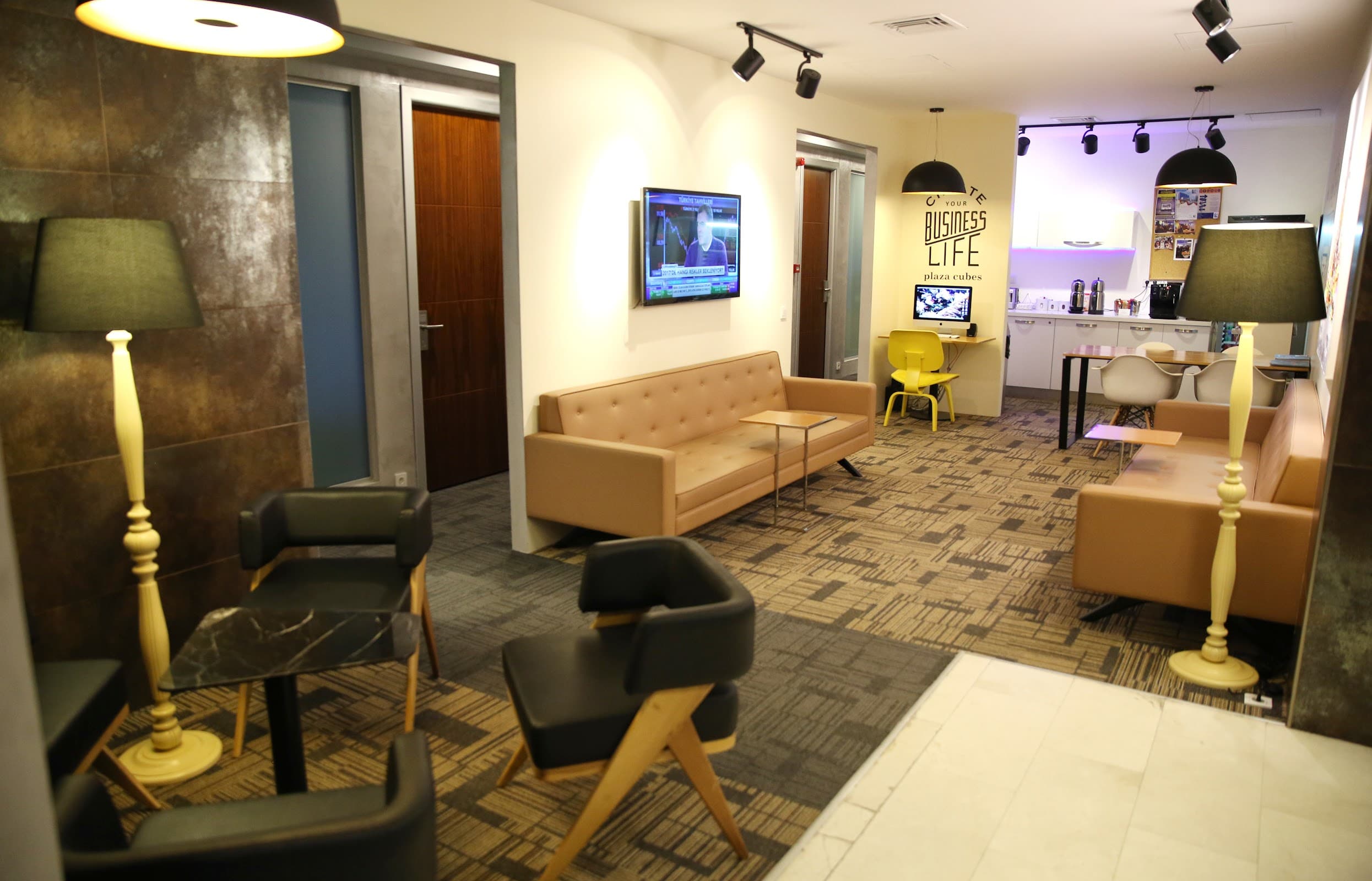 Plaza Cubes | Paragon Tower Ankara | Hazır & Sanal & Kiralık Ofis — Çukurambar, Ankara Plaza Ofis fotoğraf 3