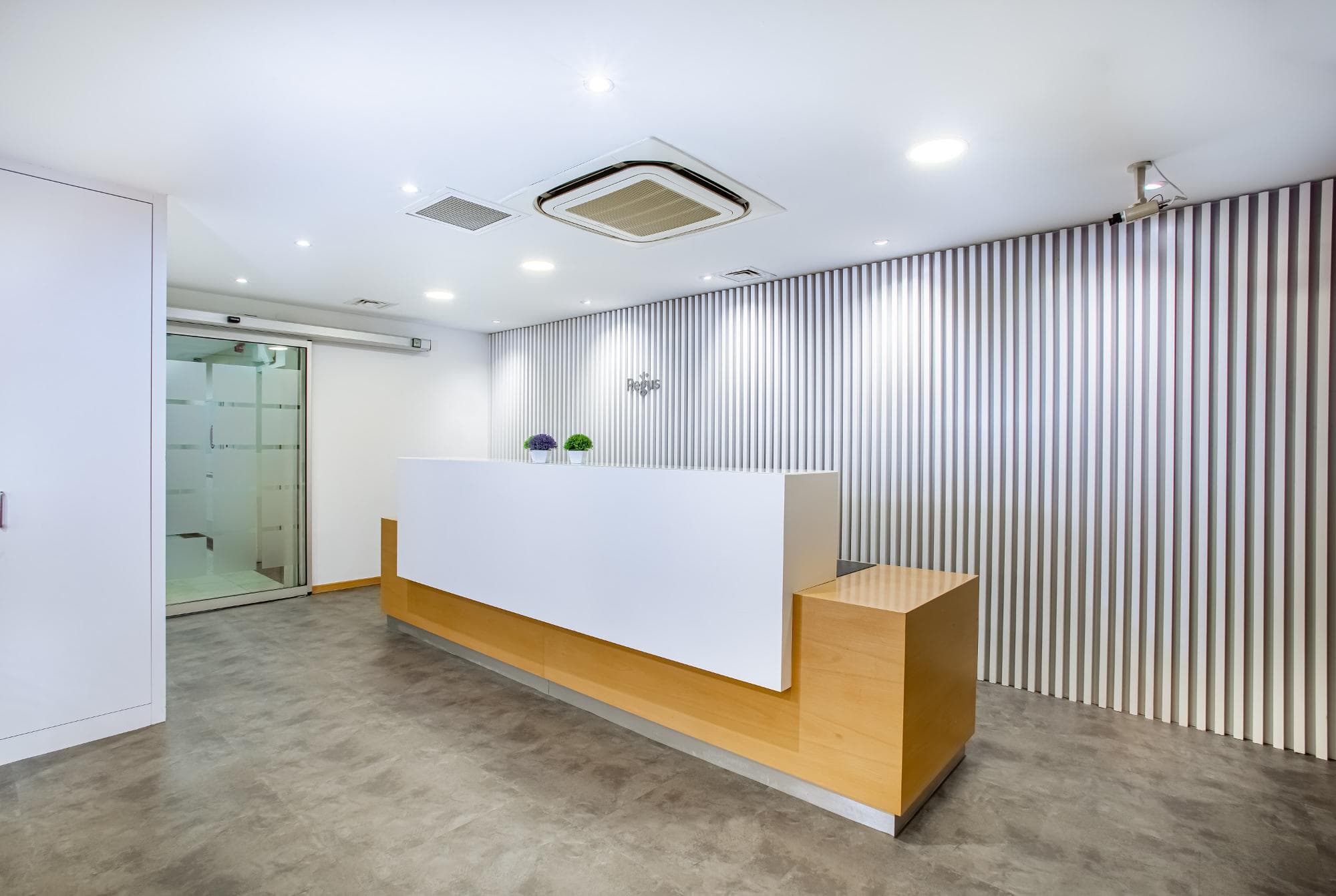 Regus - Istanbul, Maslak Beybi Giz Plaza — Maslak, İstanbul Plaza Ofis fotoğraf 3