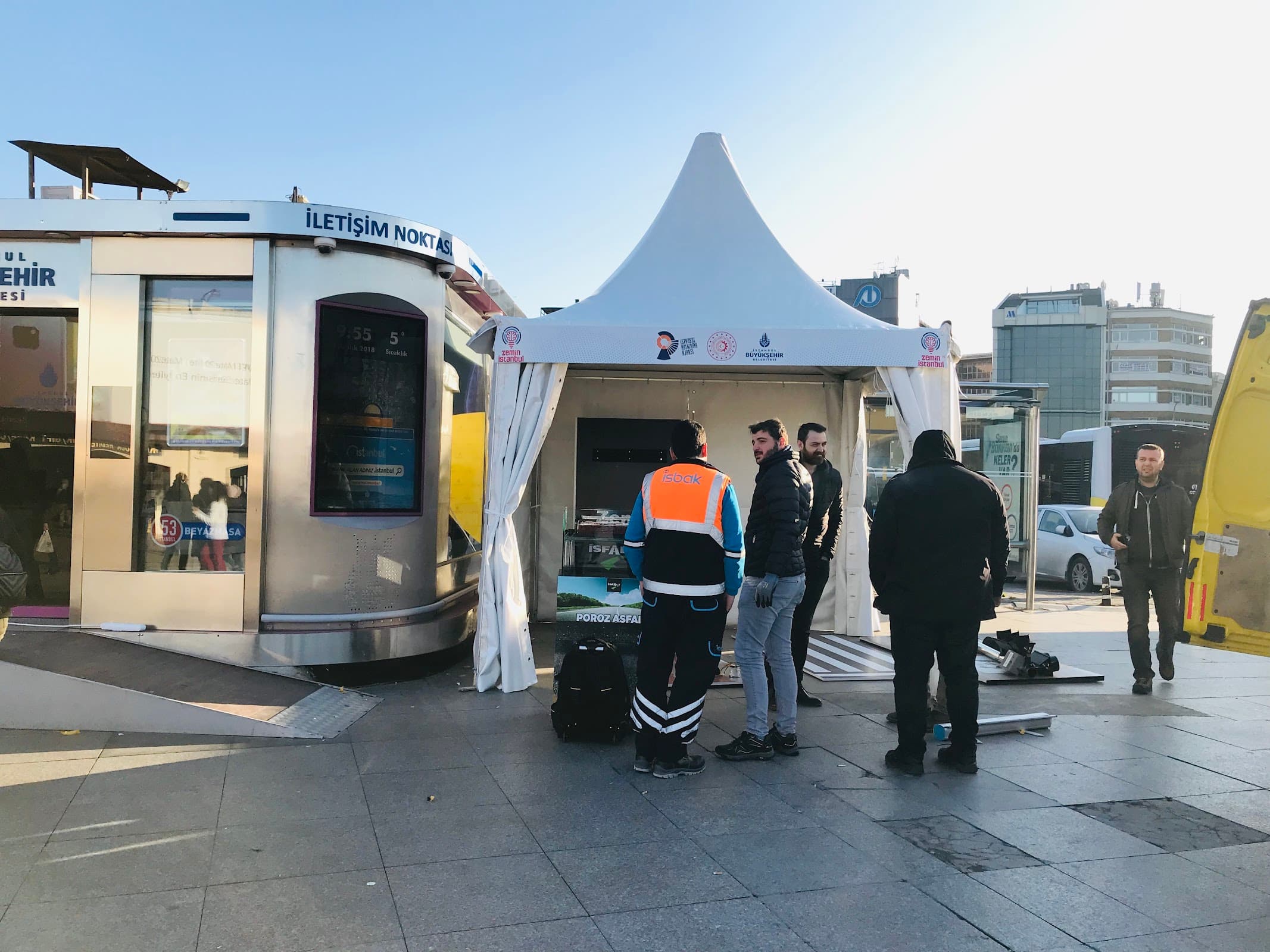 İBB KADIKÖY İLETİŞİM NOKTASI — Kadıköy, İstanbul Hazır Ofis fotoğraf 2