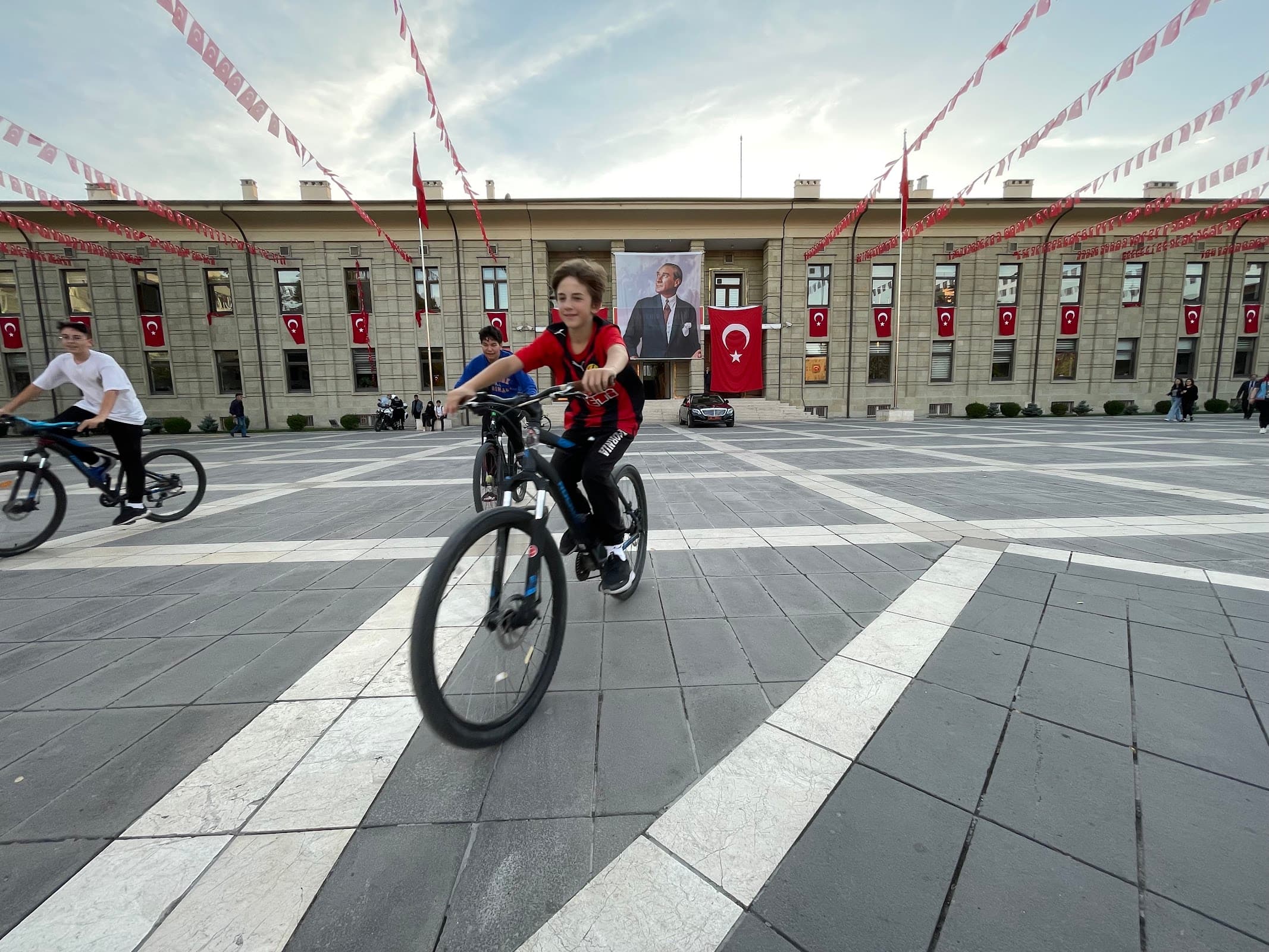 Eskişehir Vilayet Meydanı — Odunpazarı, Eskişehir Hazır Ofis fotoğraf 5
