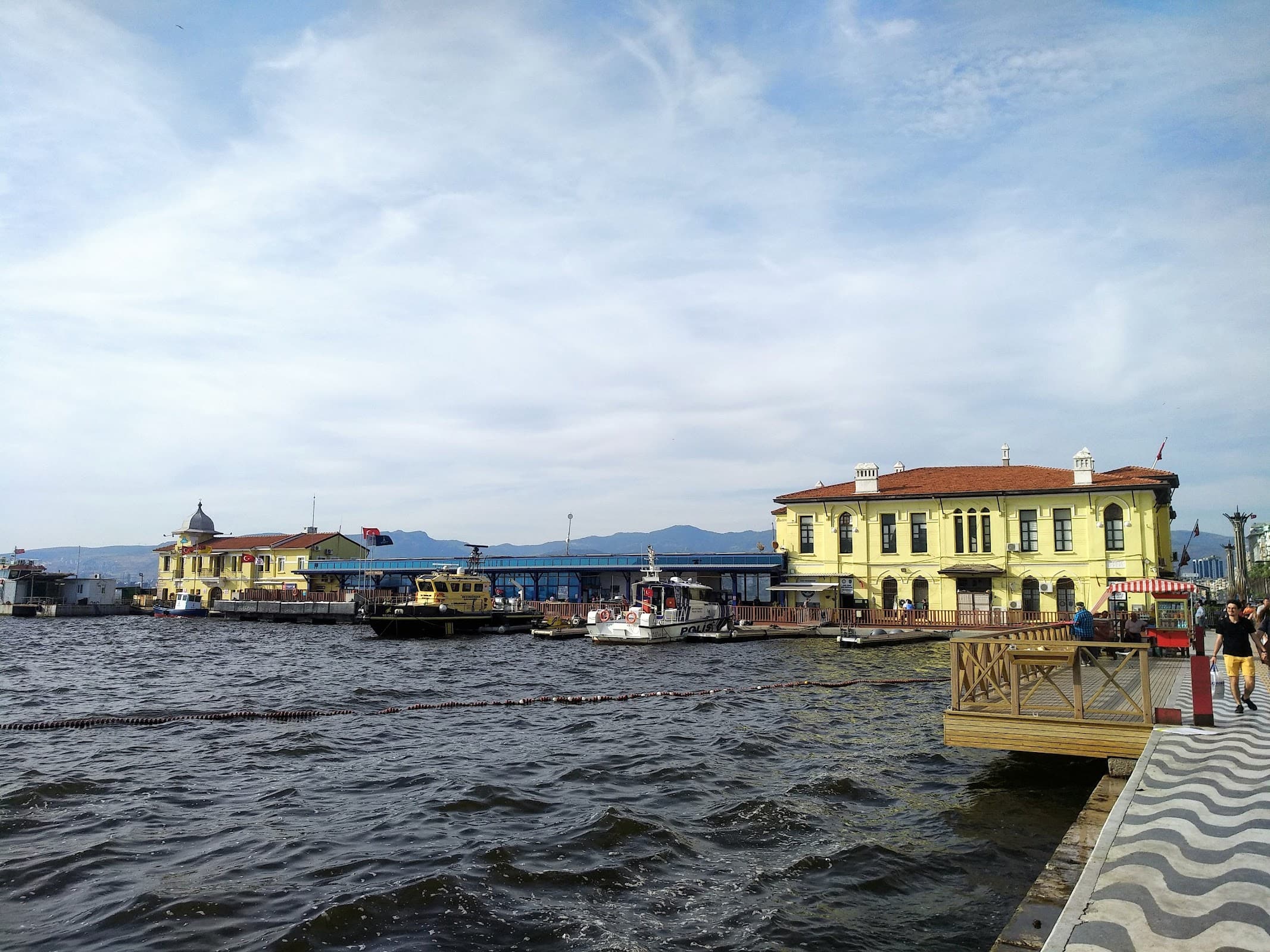 Pasaport,İZMİR — Alsancak, İzmir Hazır Ofis fotoğraf 2
