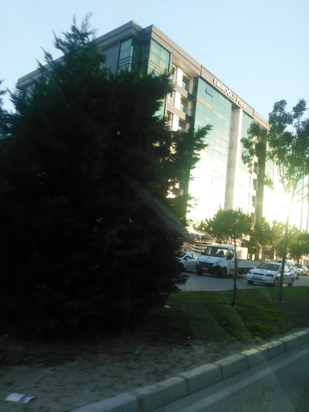 Eminoğlu İş Merkezi — Bayraklı, İzmir Hazır Ofis fotoğraf 3