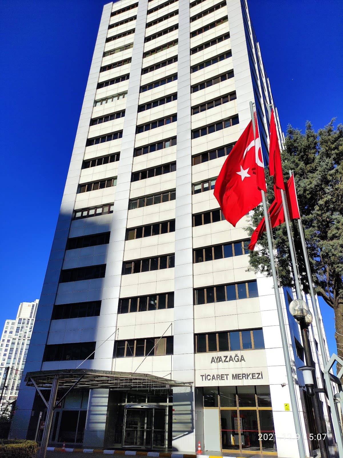 AYAZAĞA TİCARET MERKEZİ — Maslak, İstanbul Hazır Ofis