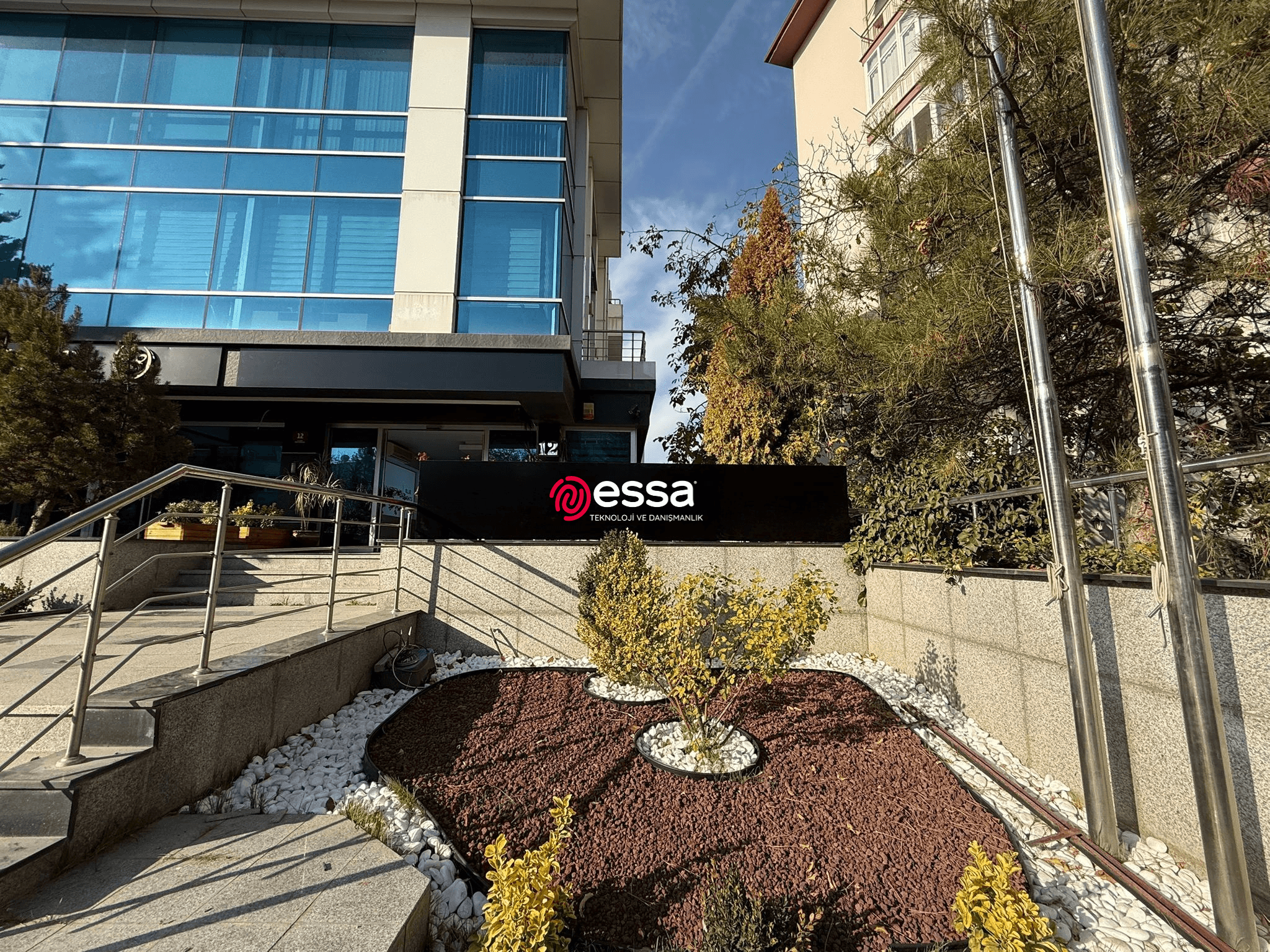 ESSA BİLİŞİM YAZILIM VE DANISMANLIK LİMİTED ŞİRKETİ — Balgat, Ankara Hazır Ofis