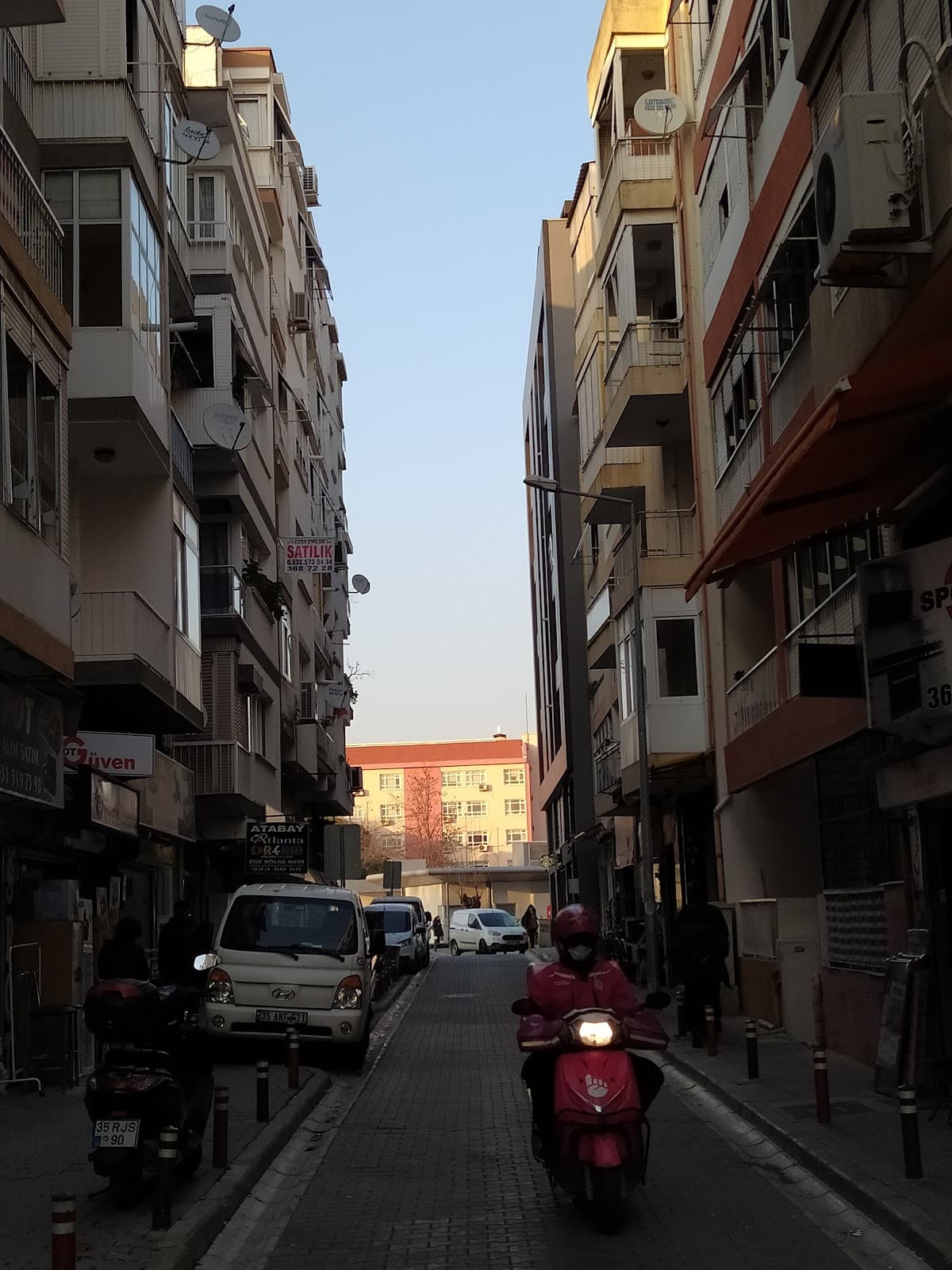 Max Ofis Karşıyaka Şb — Karşıyaka, İzmir Hazır Ofis