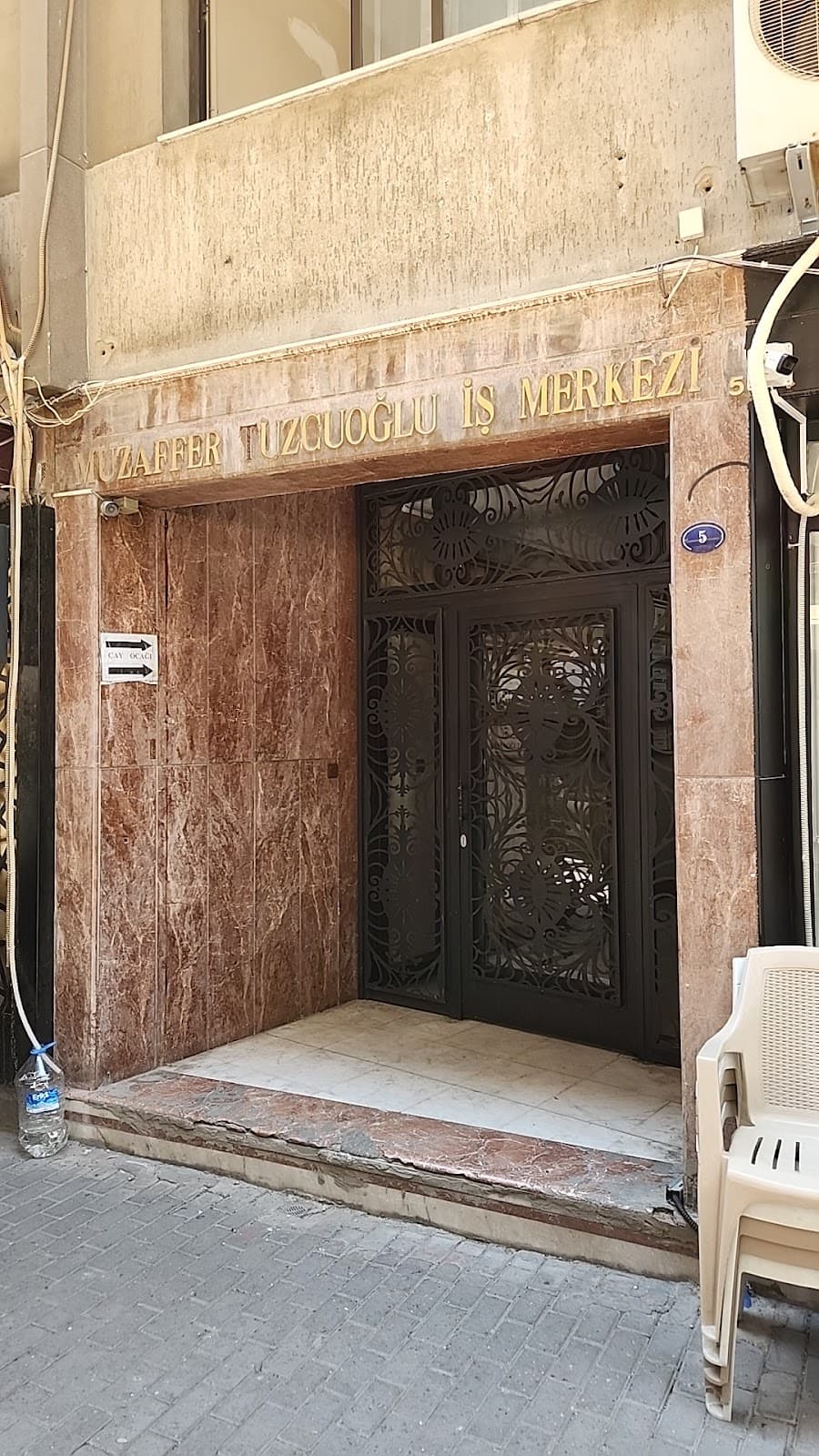 Muzaffer Tuzcuoğlu İş Merkezi — Alsancak, İzmir Hazır Ofis