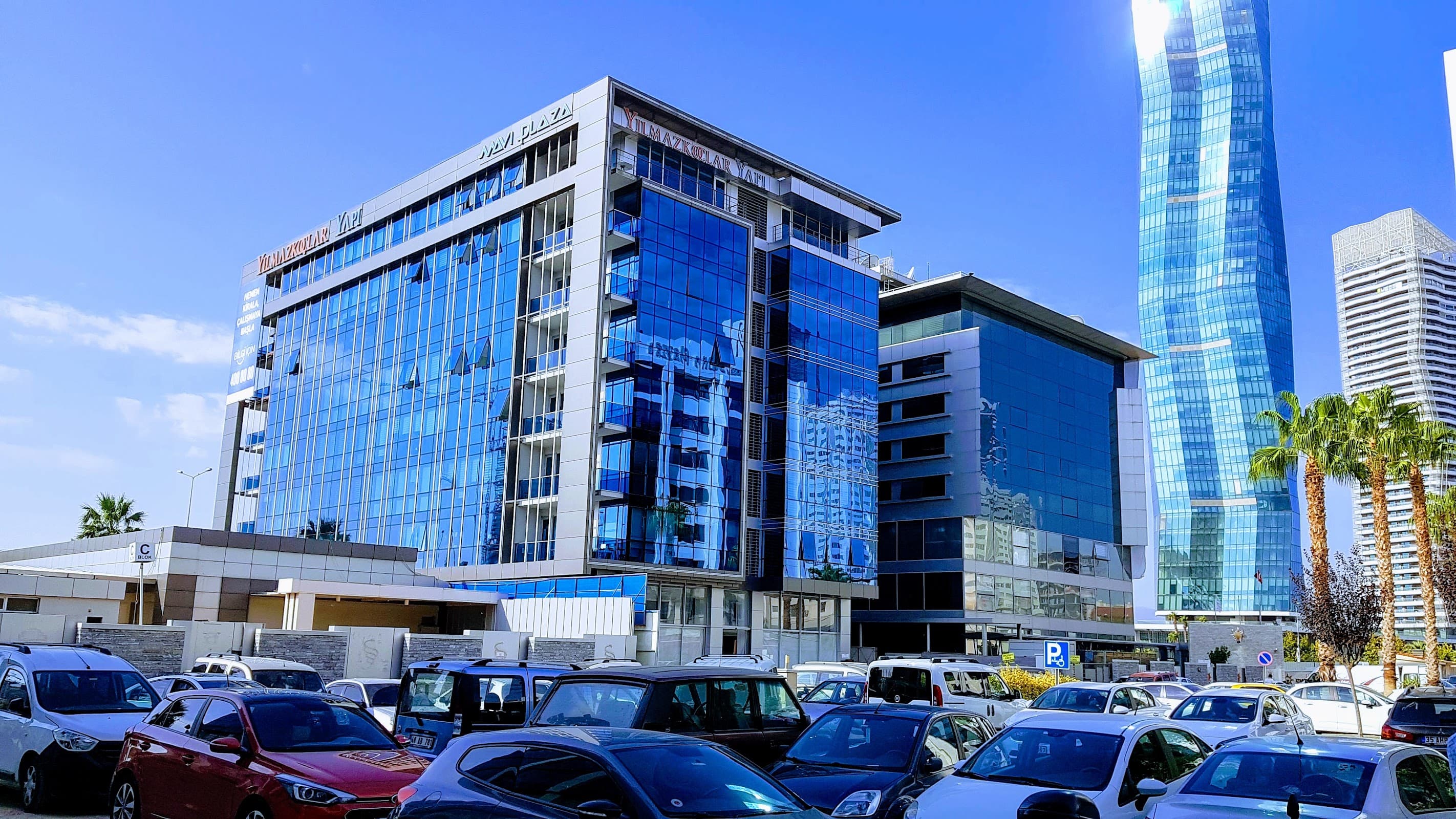 Mavi Plaza — Bayraklı, İzmir Plaza Ofis