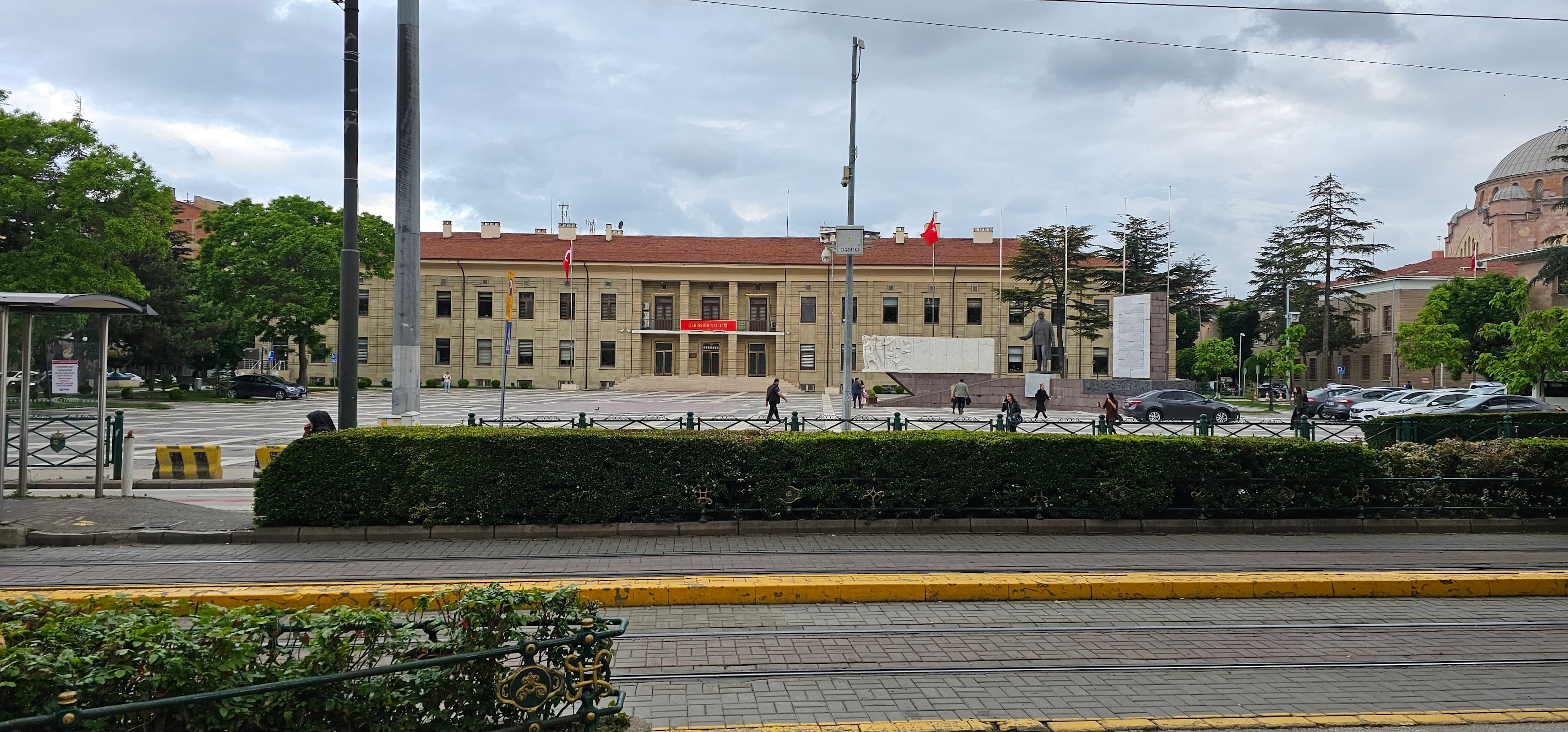 Eskişehir Vilayet Meydanı — Odunpazarı, Eskişehir Hazır Ofis